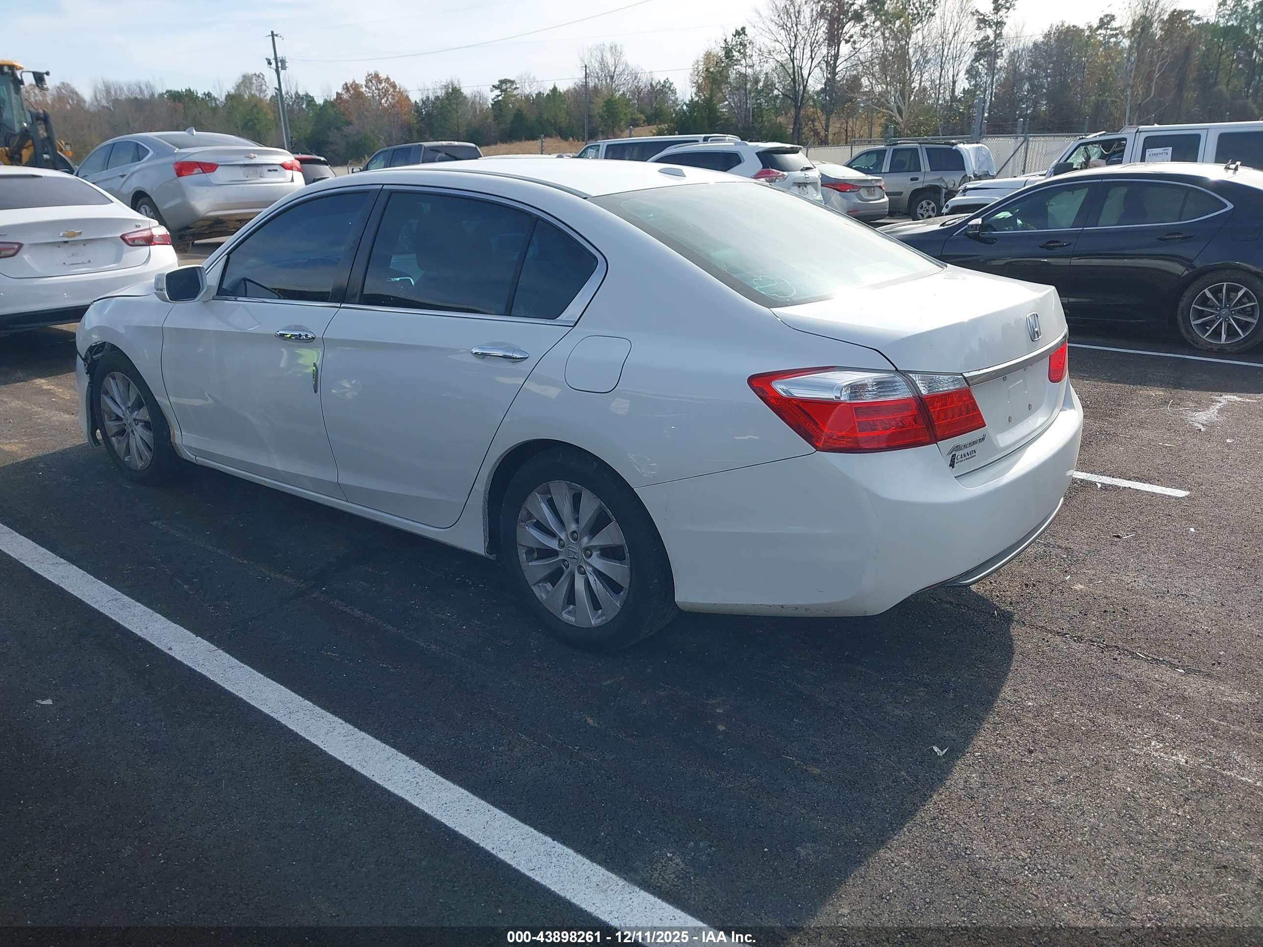 HONDA ACCORD image 3