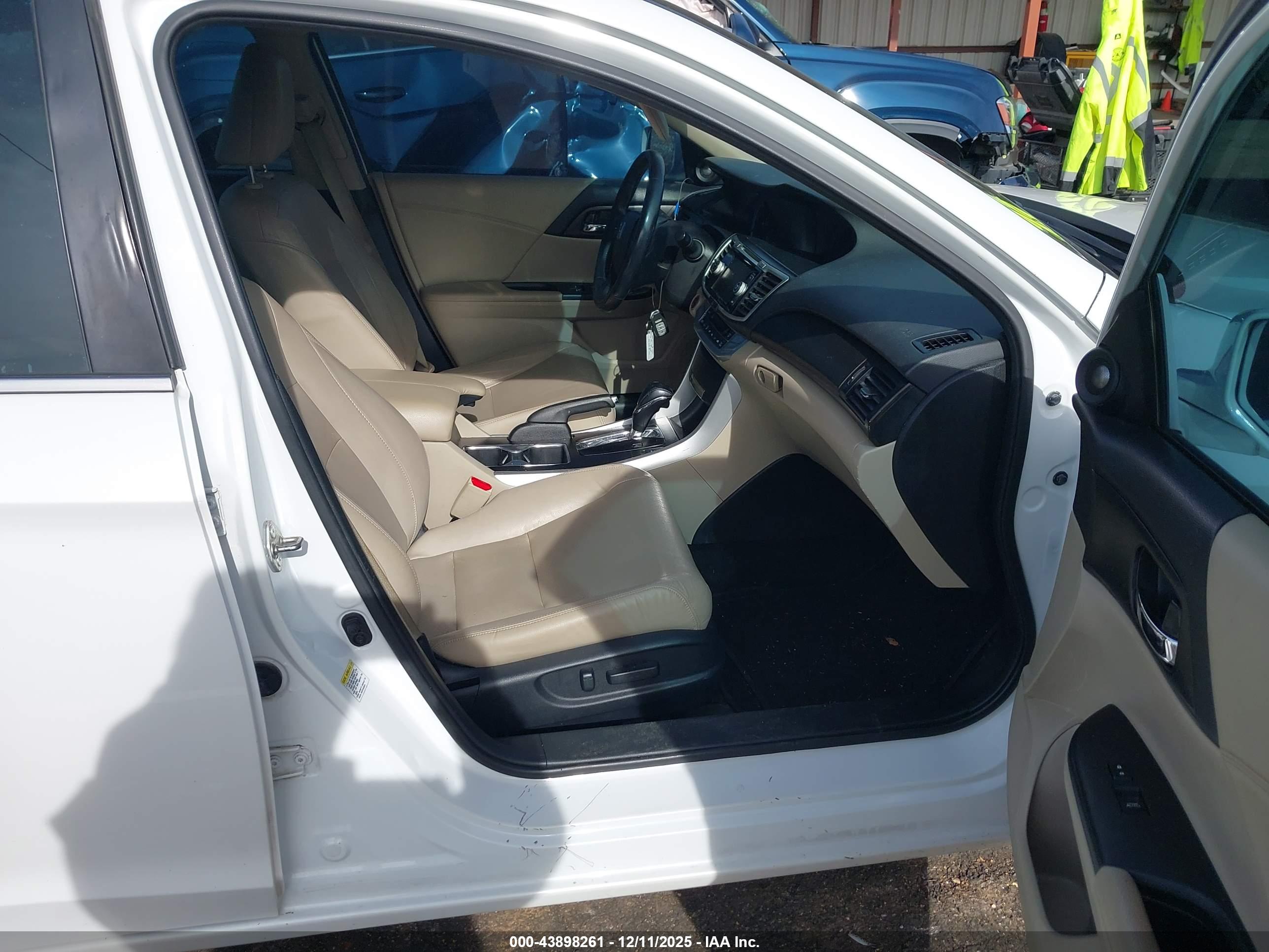 HONDA ACCORD image 5