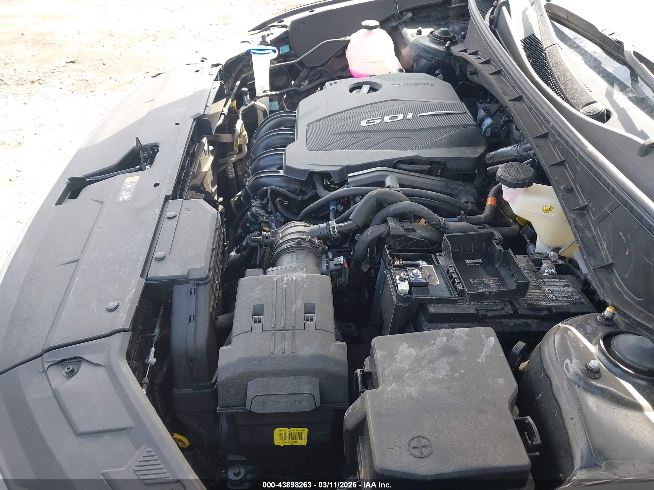 HYUNDAI TUCSON image 10