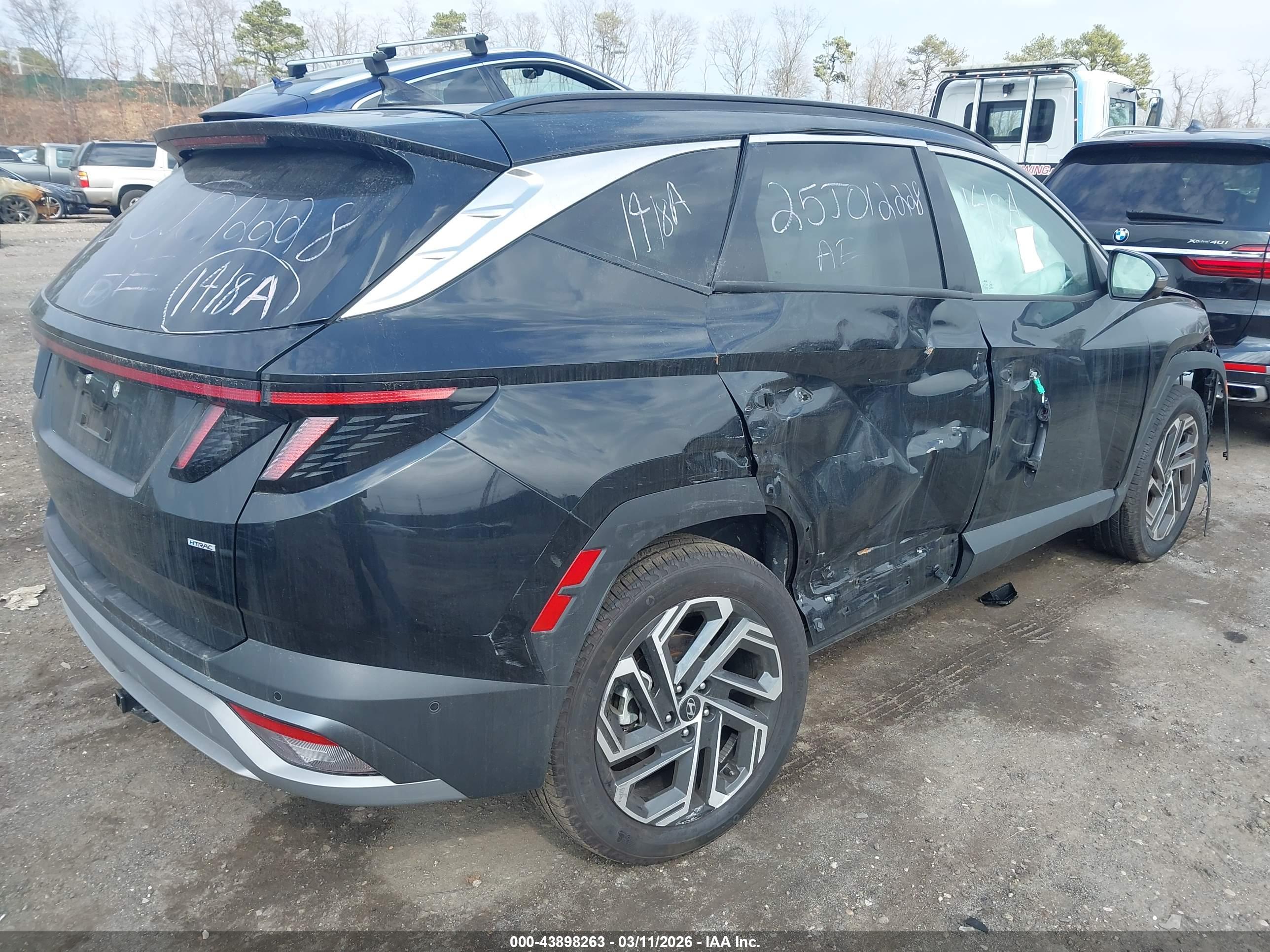 HYUNDAI TUCSON image 4