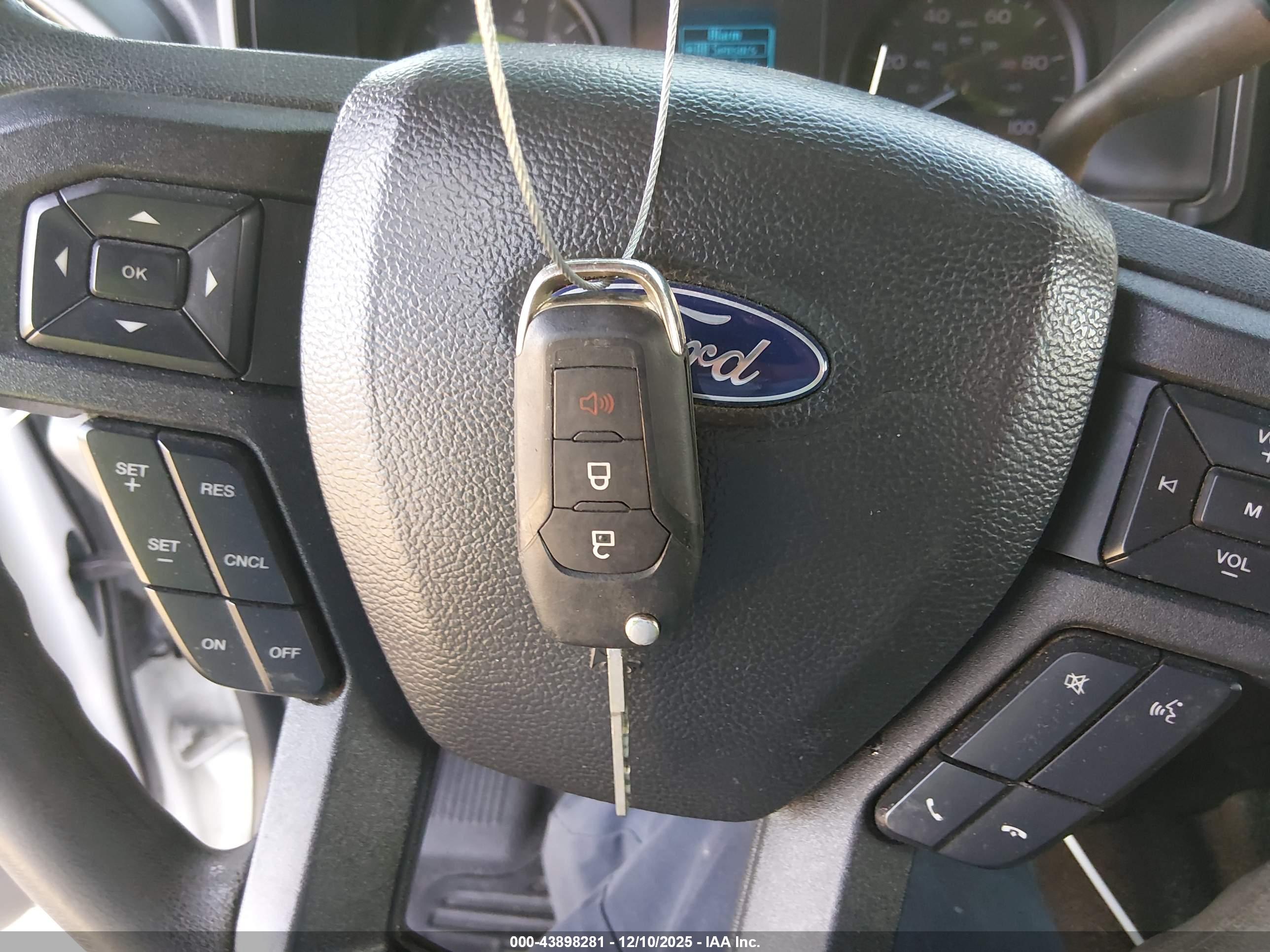 FORD F-250 image 11