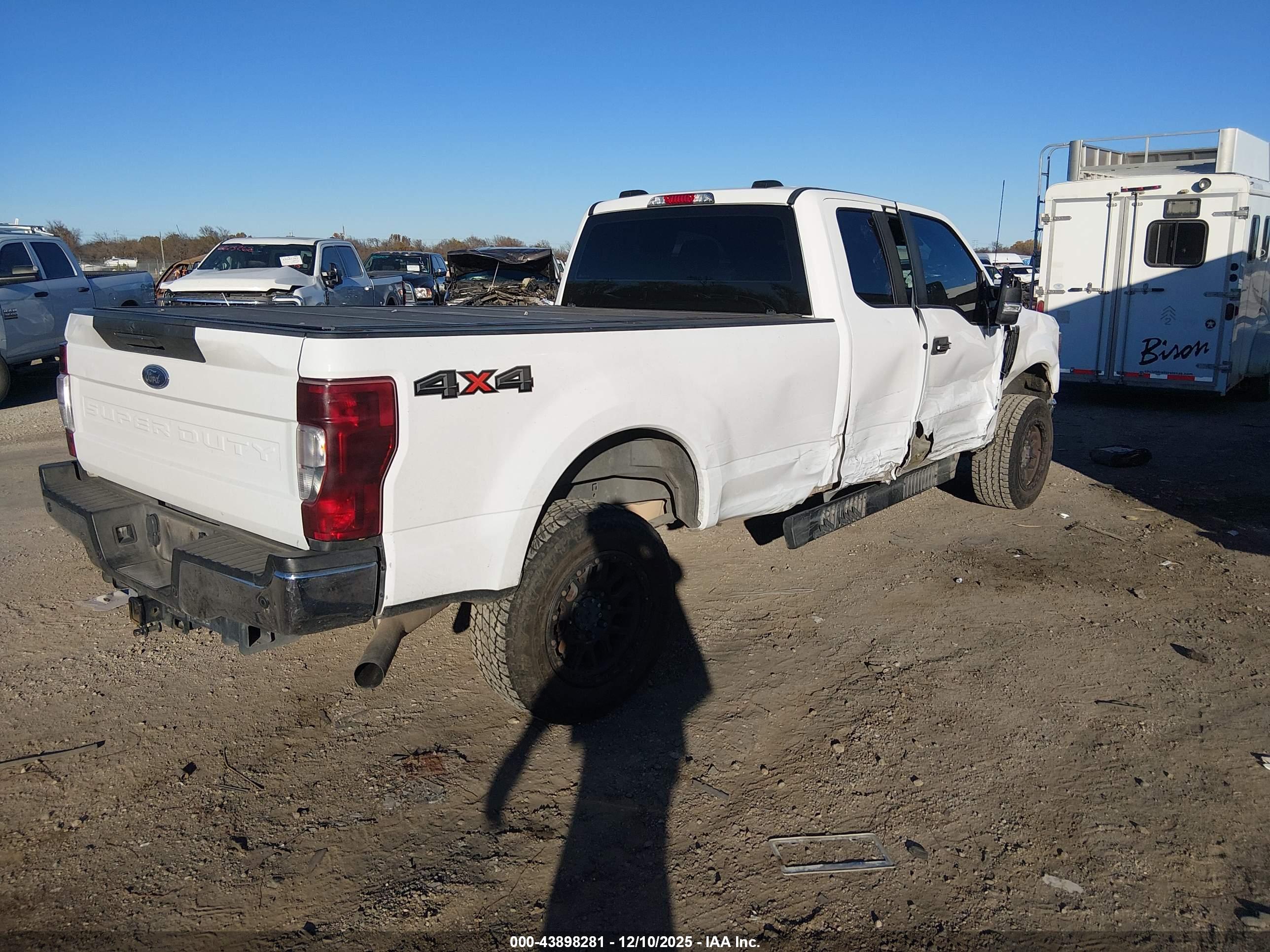 FORD F-250 image 4