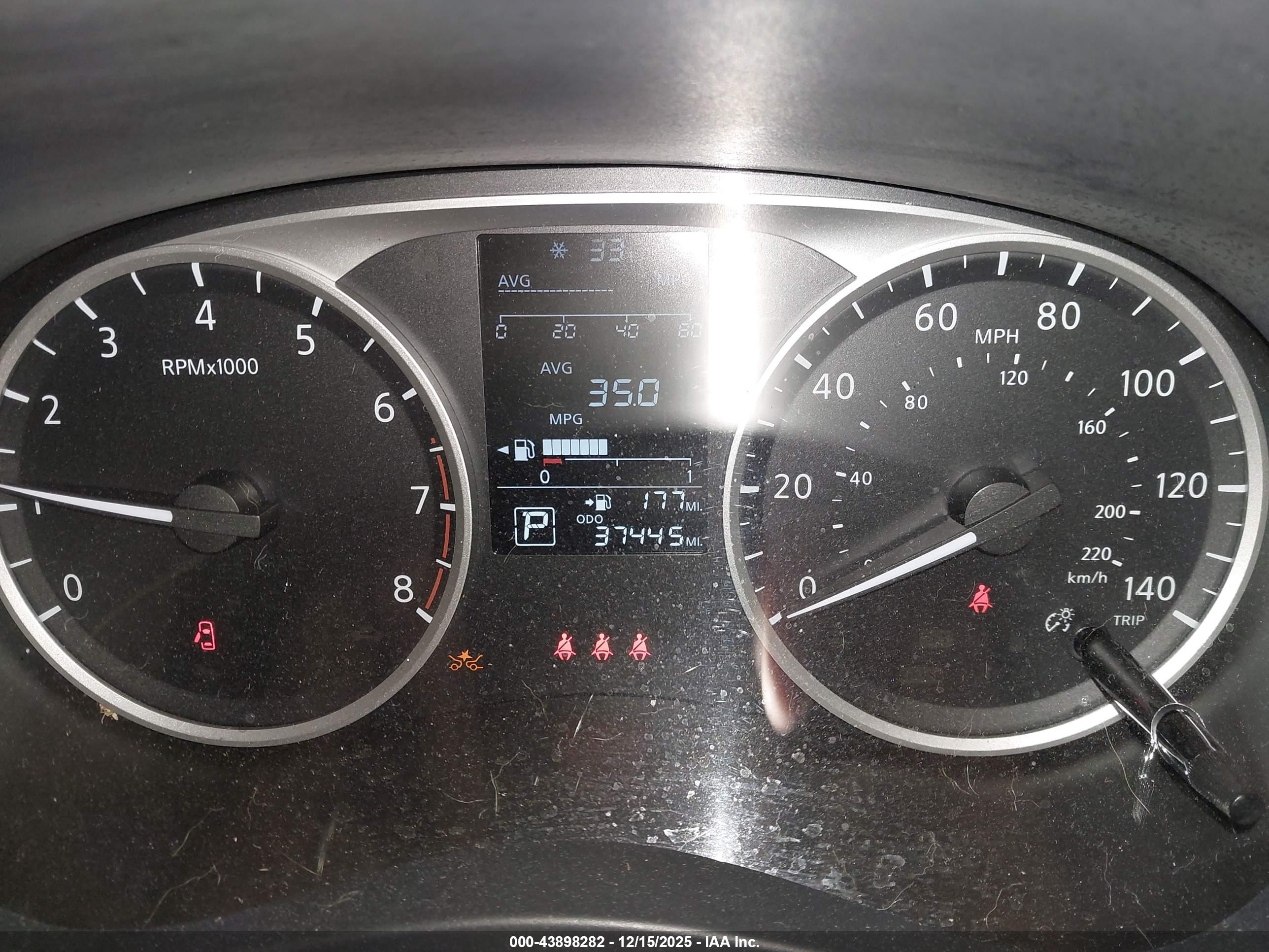 NISSAN KICKS image 7