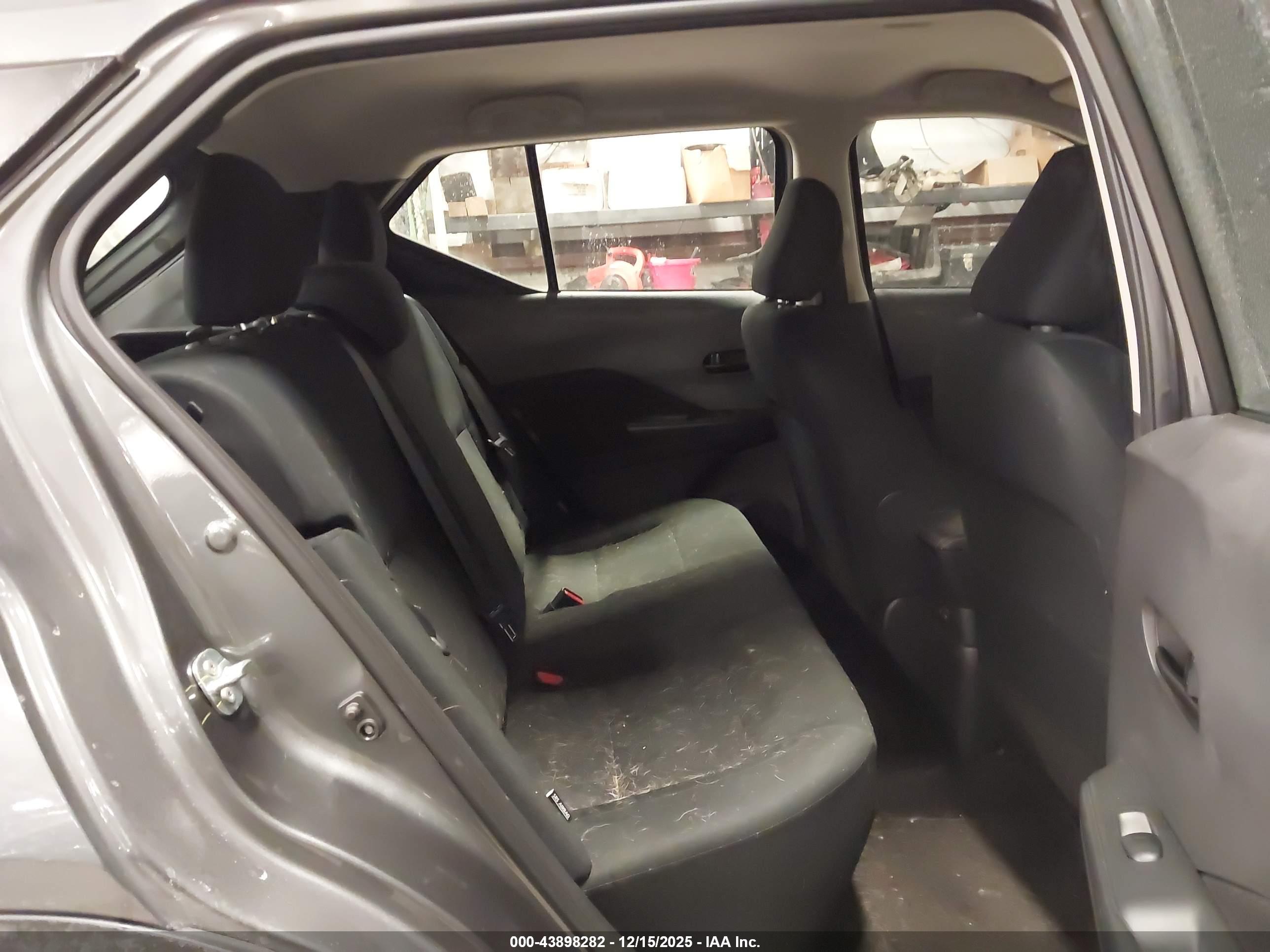 NISSAN KICKS image 8