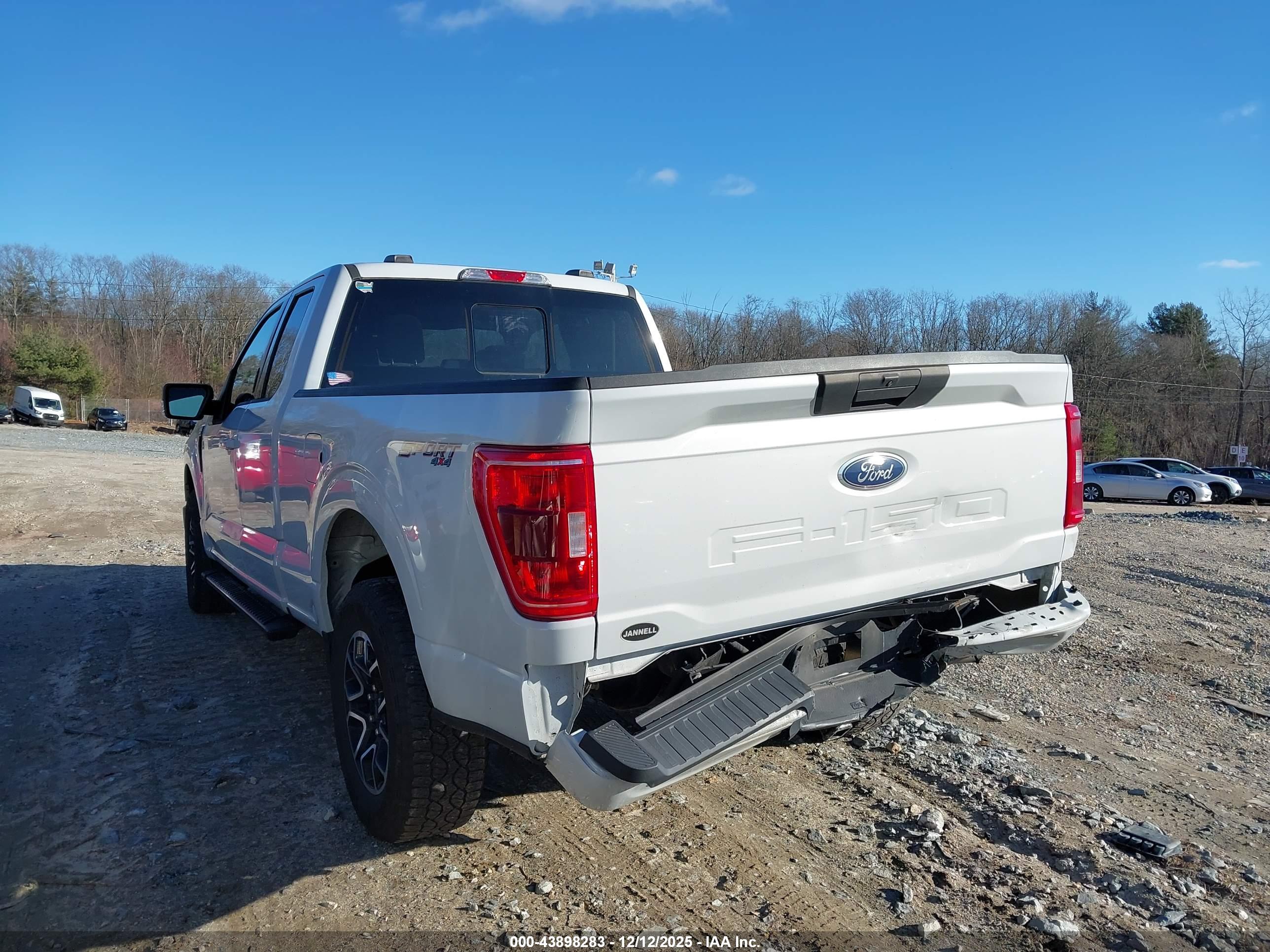 FORD F-150 image 3