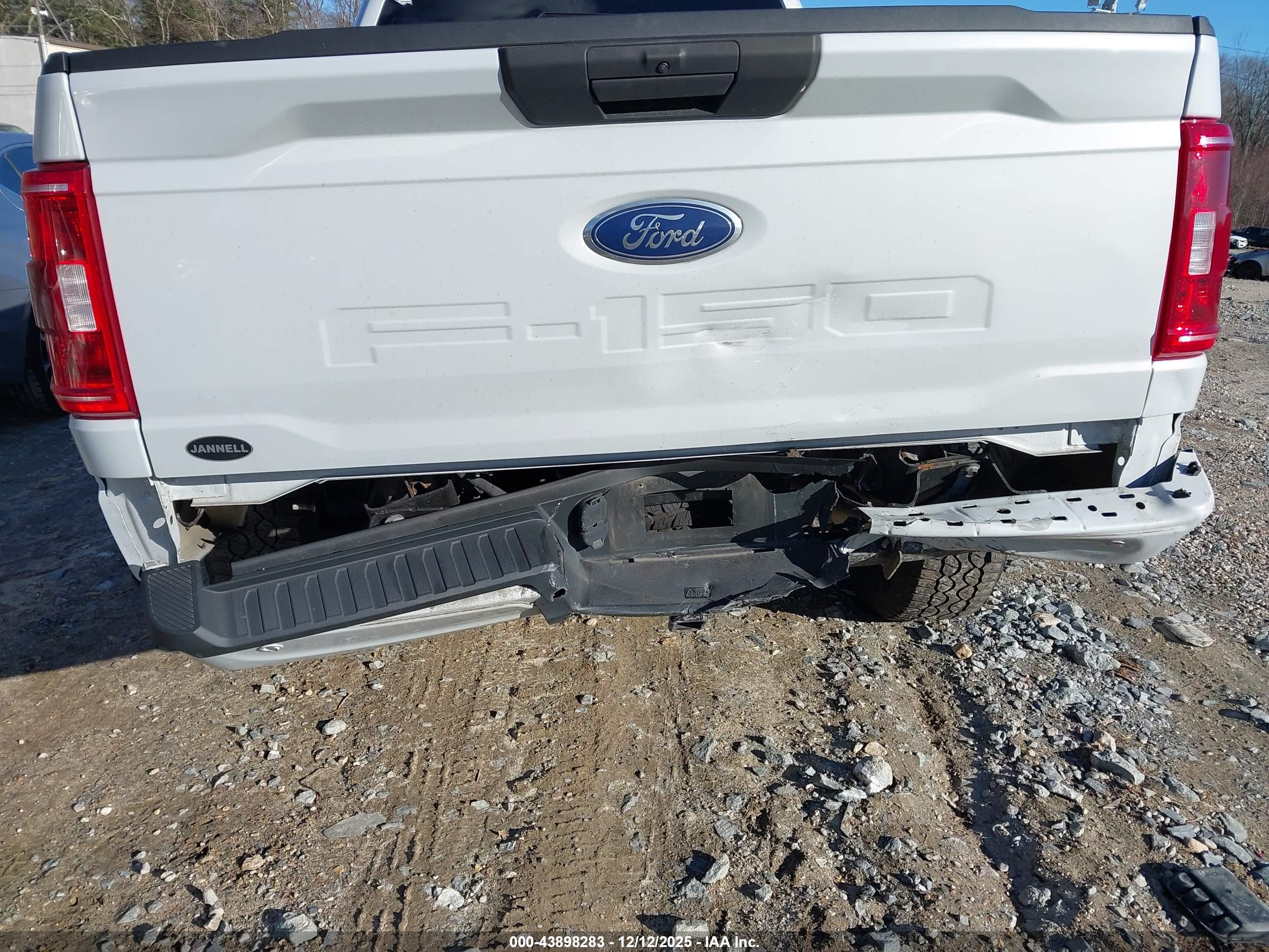 FORD F-150 image 6