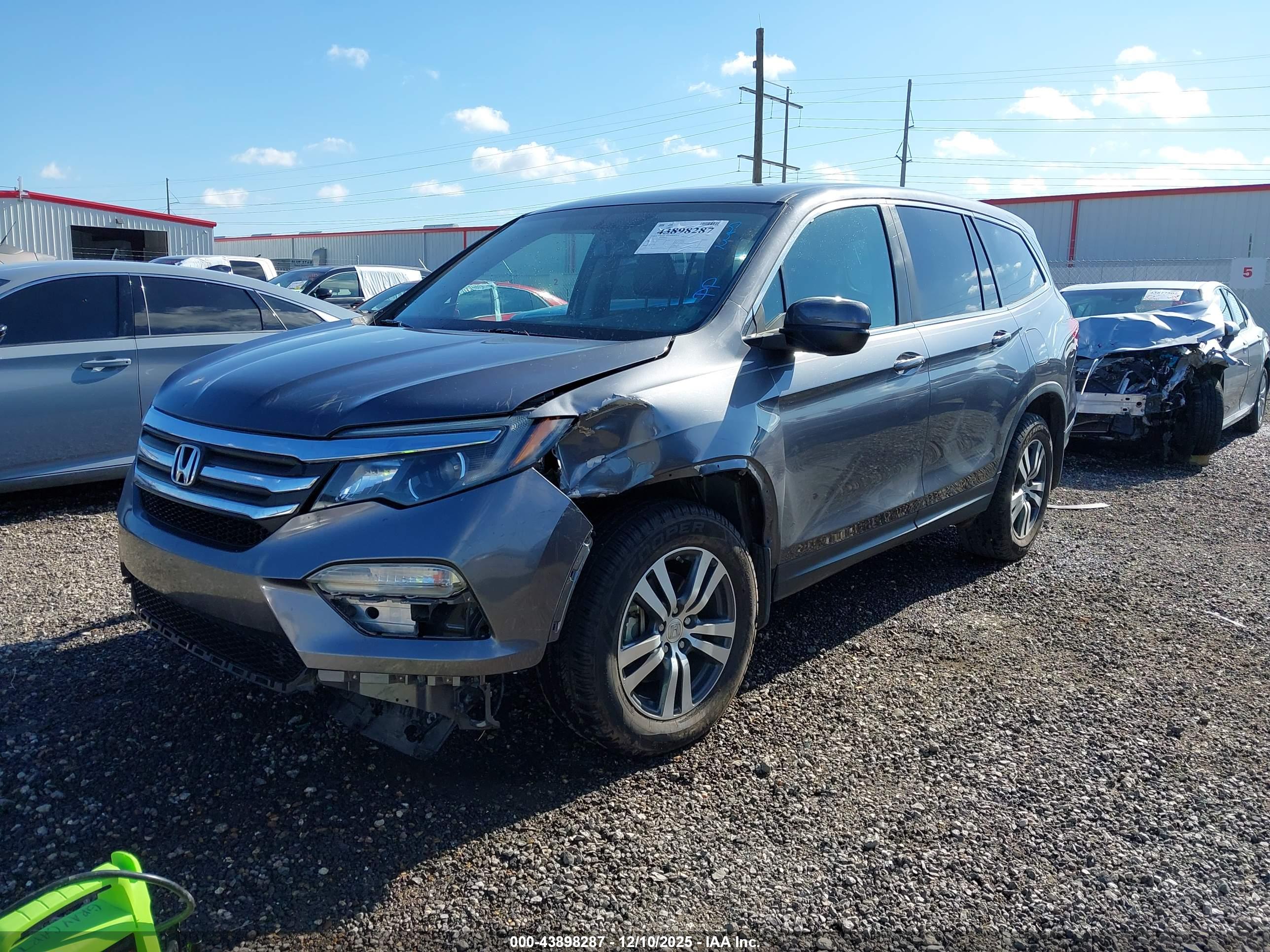 HONDA PILOT image 2