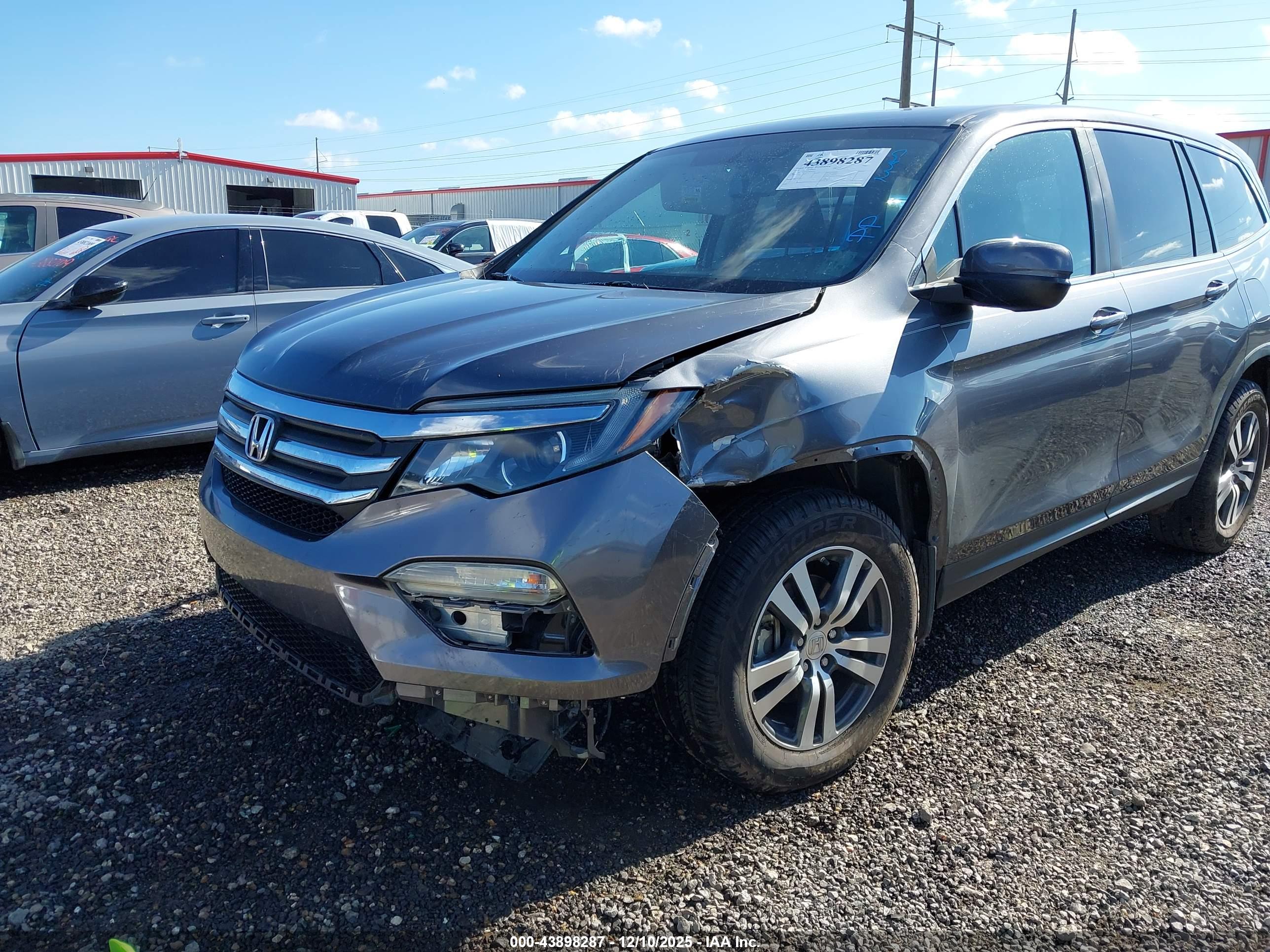 HONDA PILOT image 6