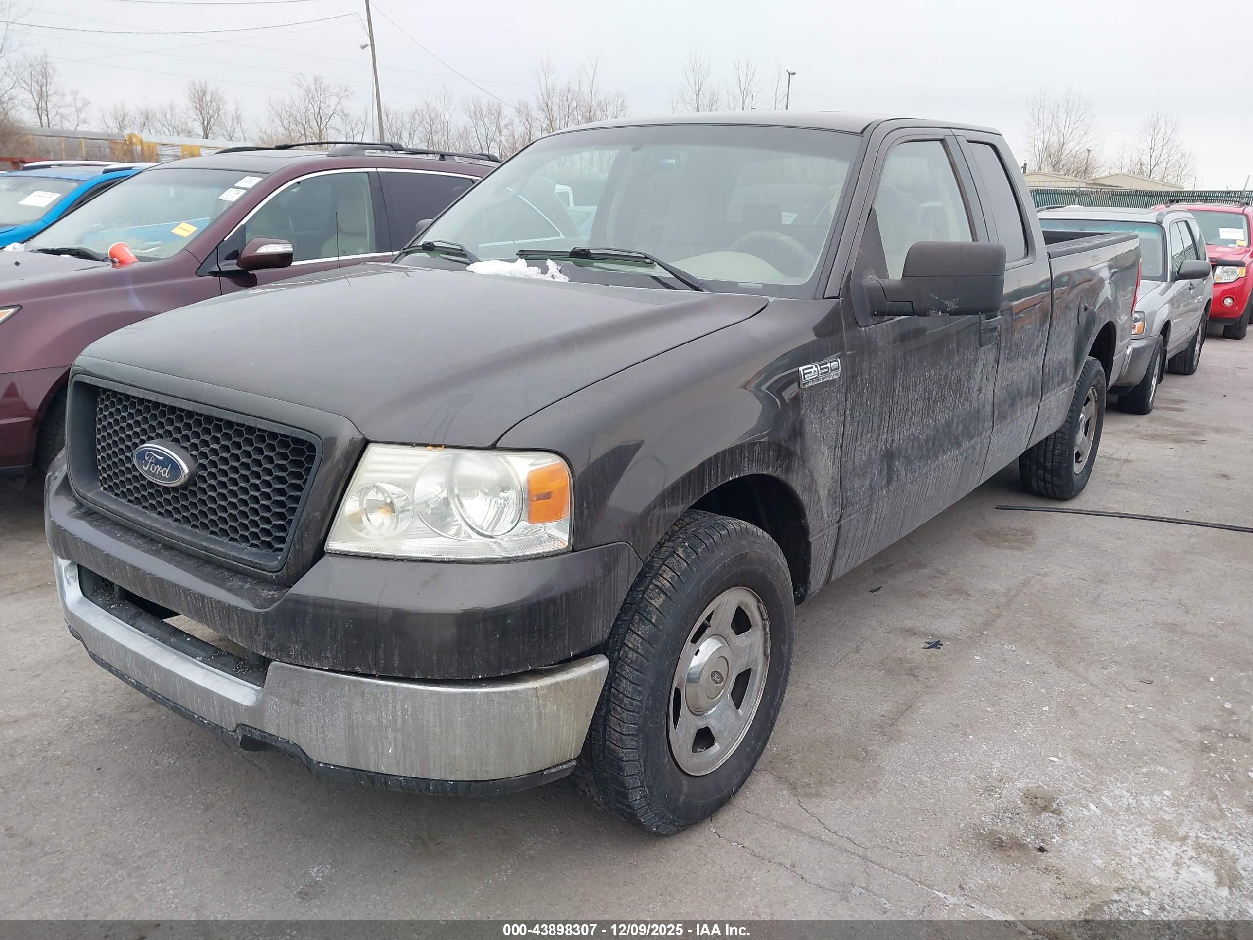 FORD F-150 image 2