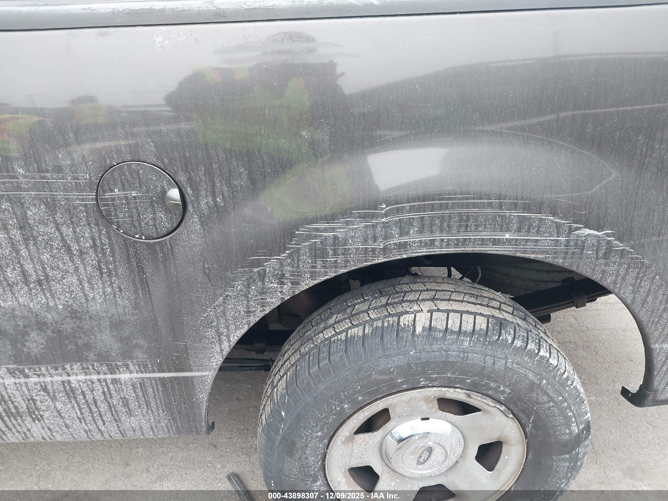 FORD F-150 image 6