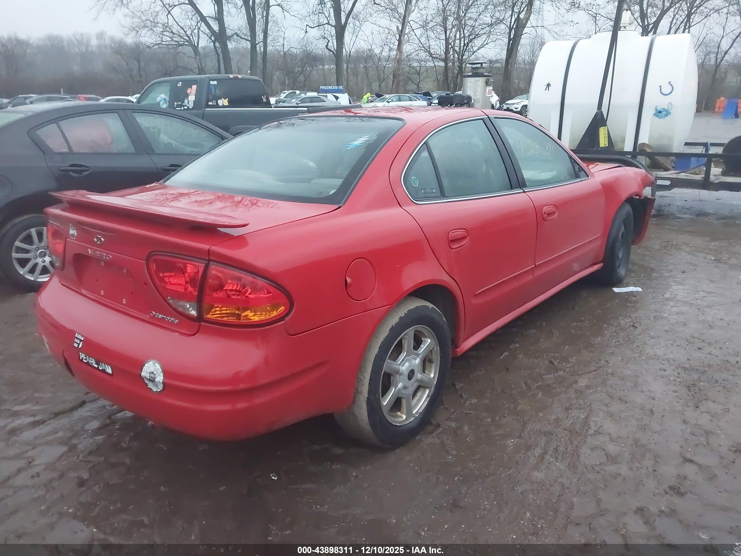 OLDSMOBILE ALERO image 4
