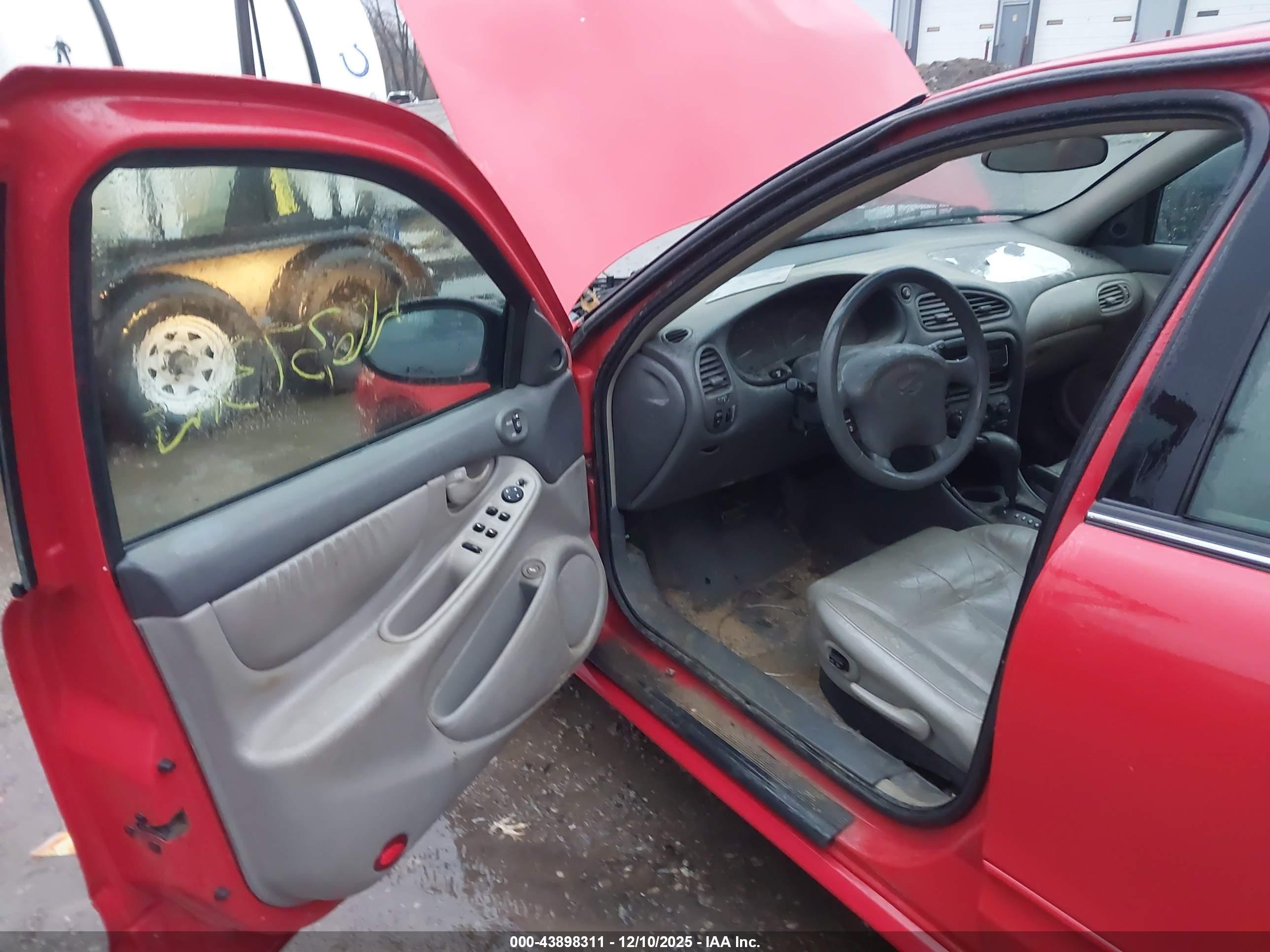 OLDSMOBILE ALERO image 5