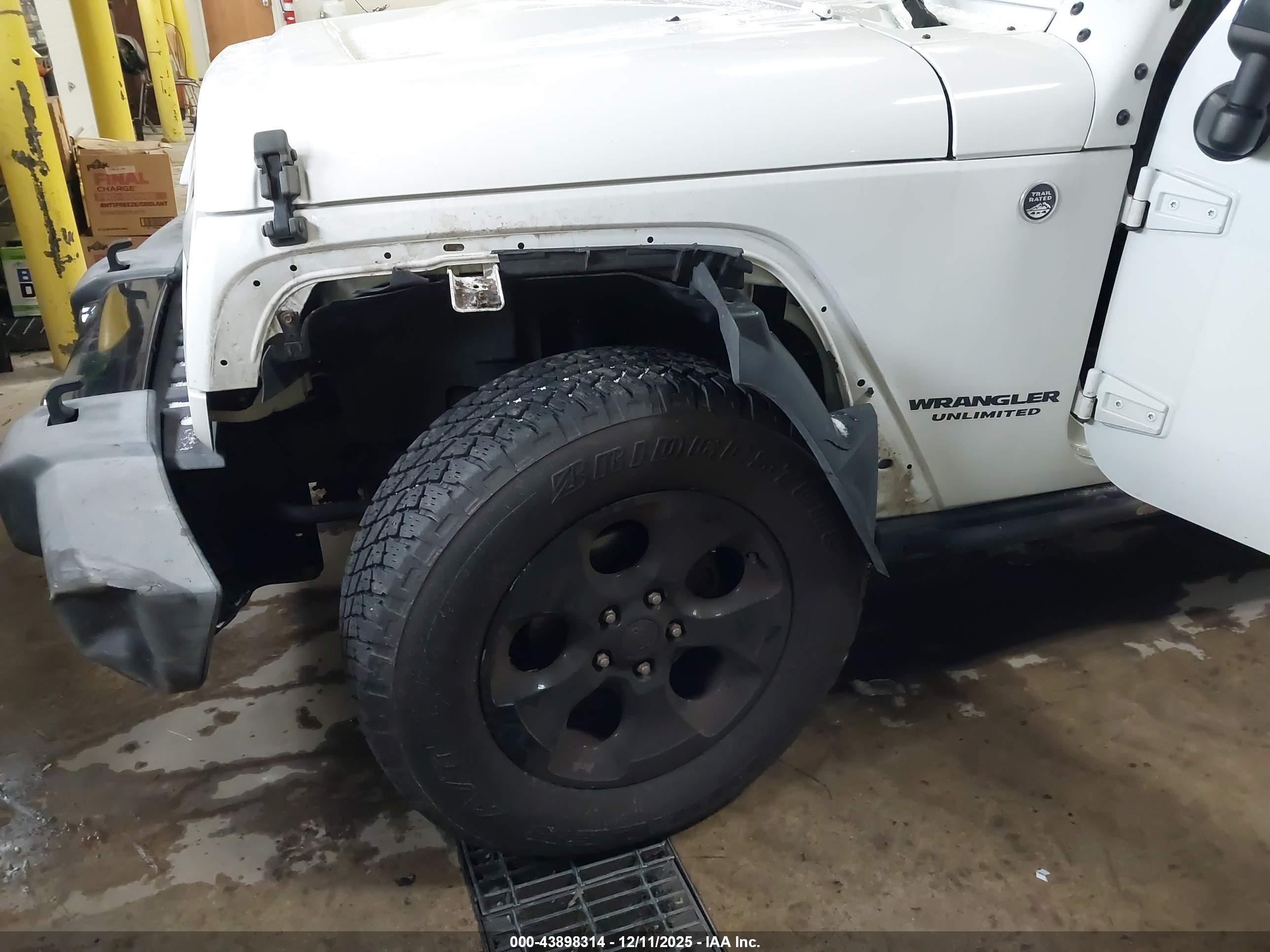 JEEP WRANGLER image 6