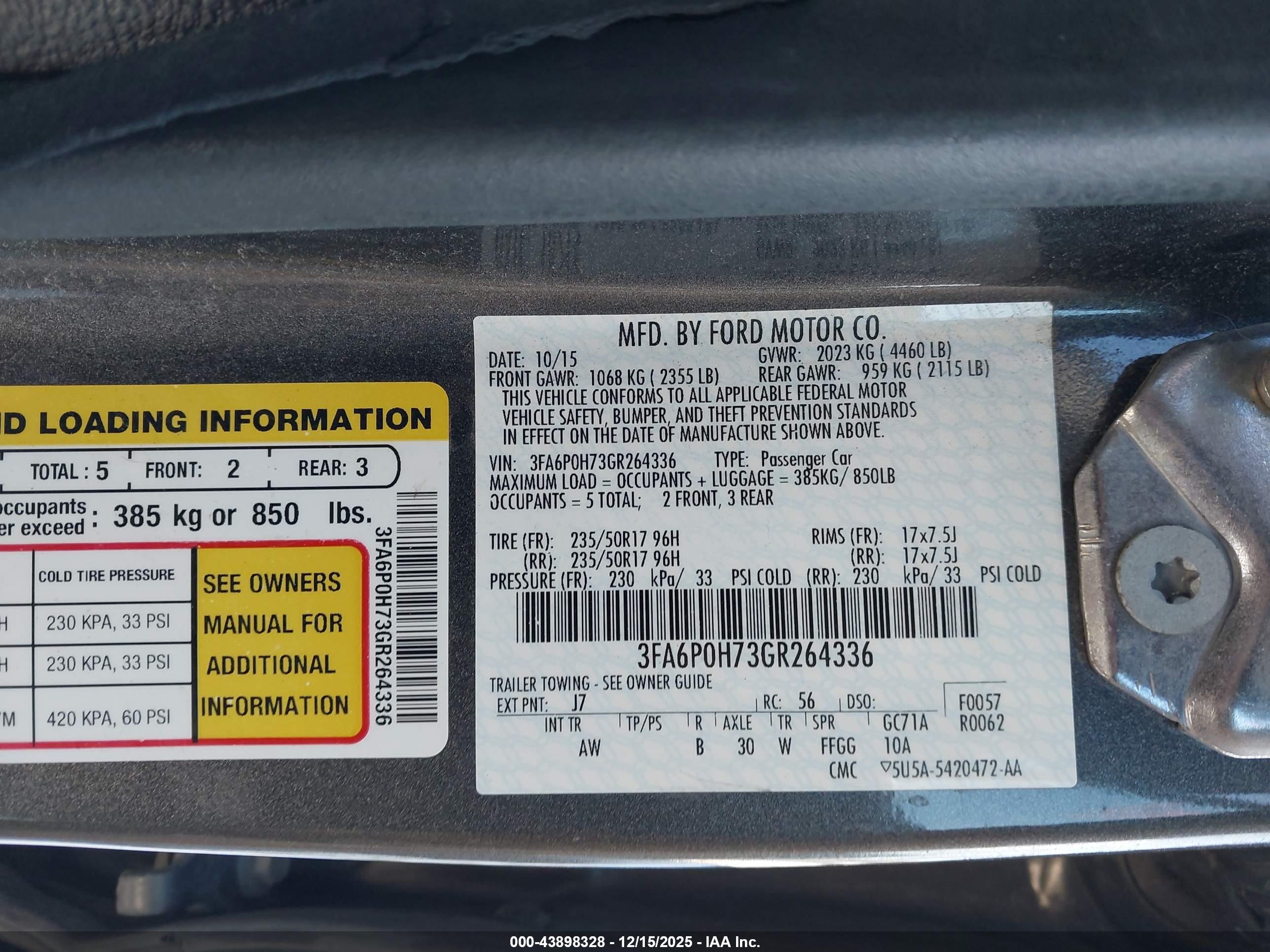 FORD FUSION image 9