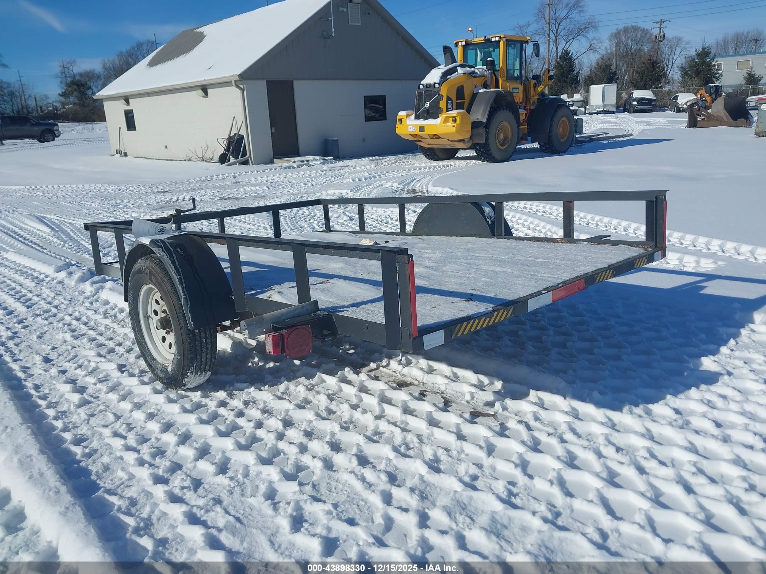 INDIANA TRAILER image 3