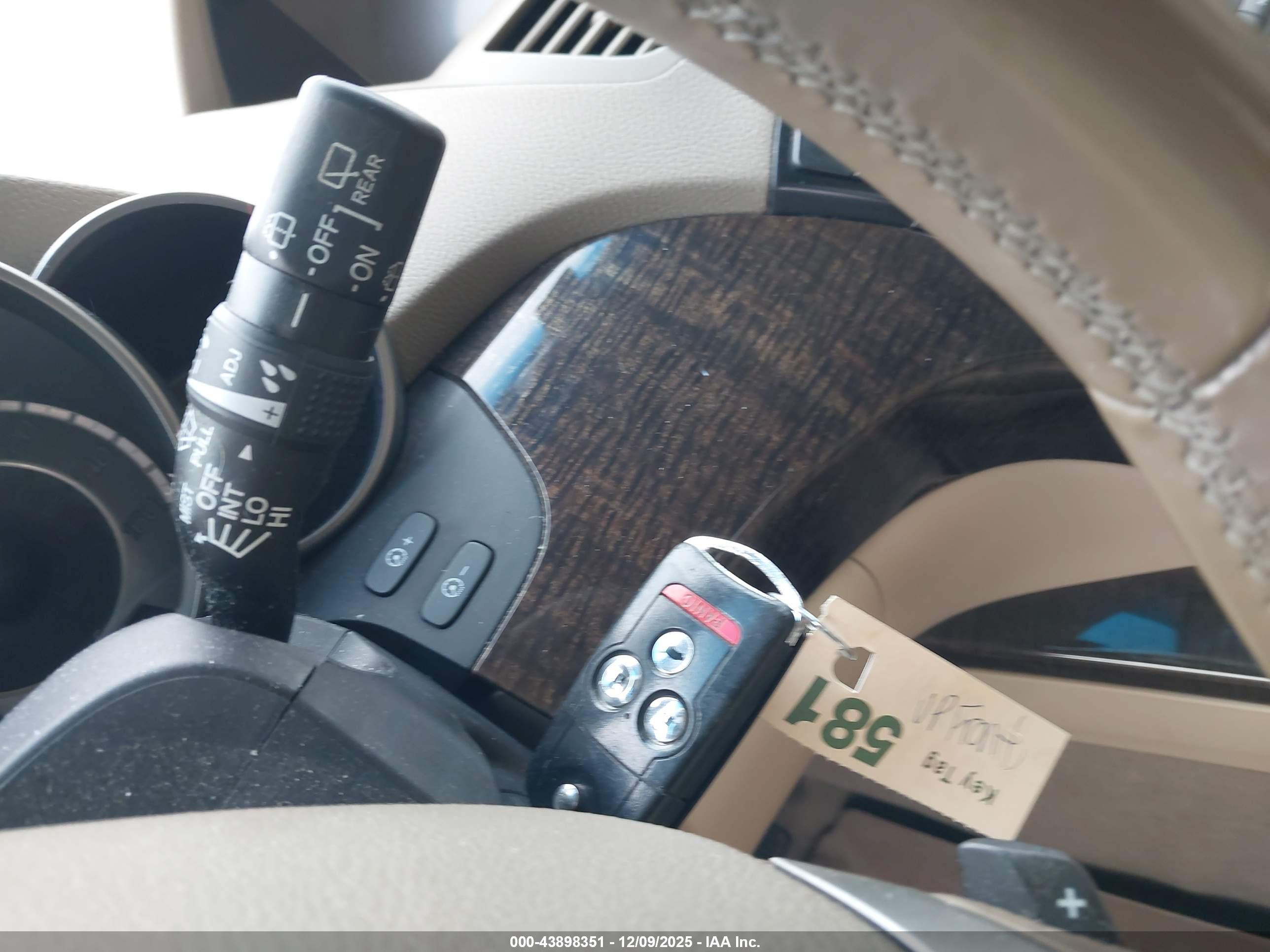 ACURA MDX image 11