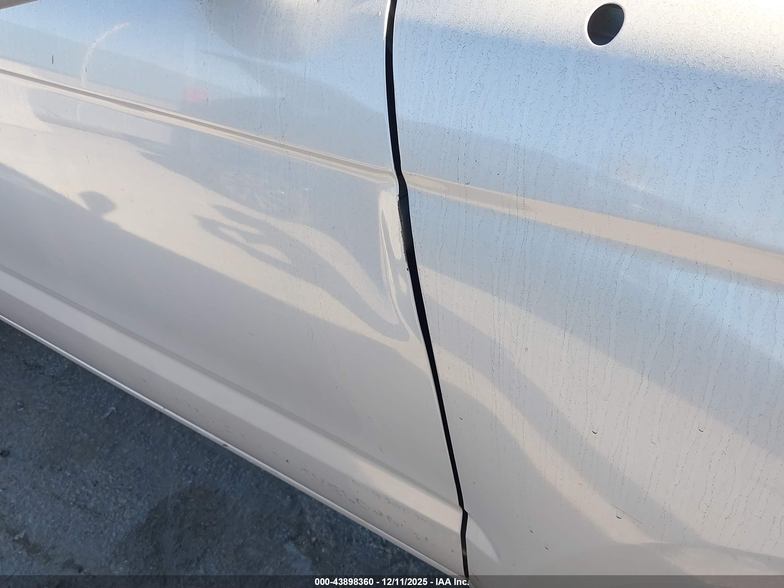 TOYOTA 4RUNNER image 6