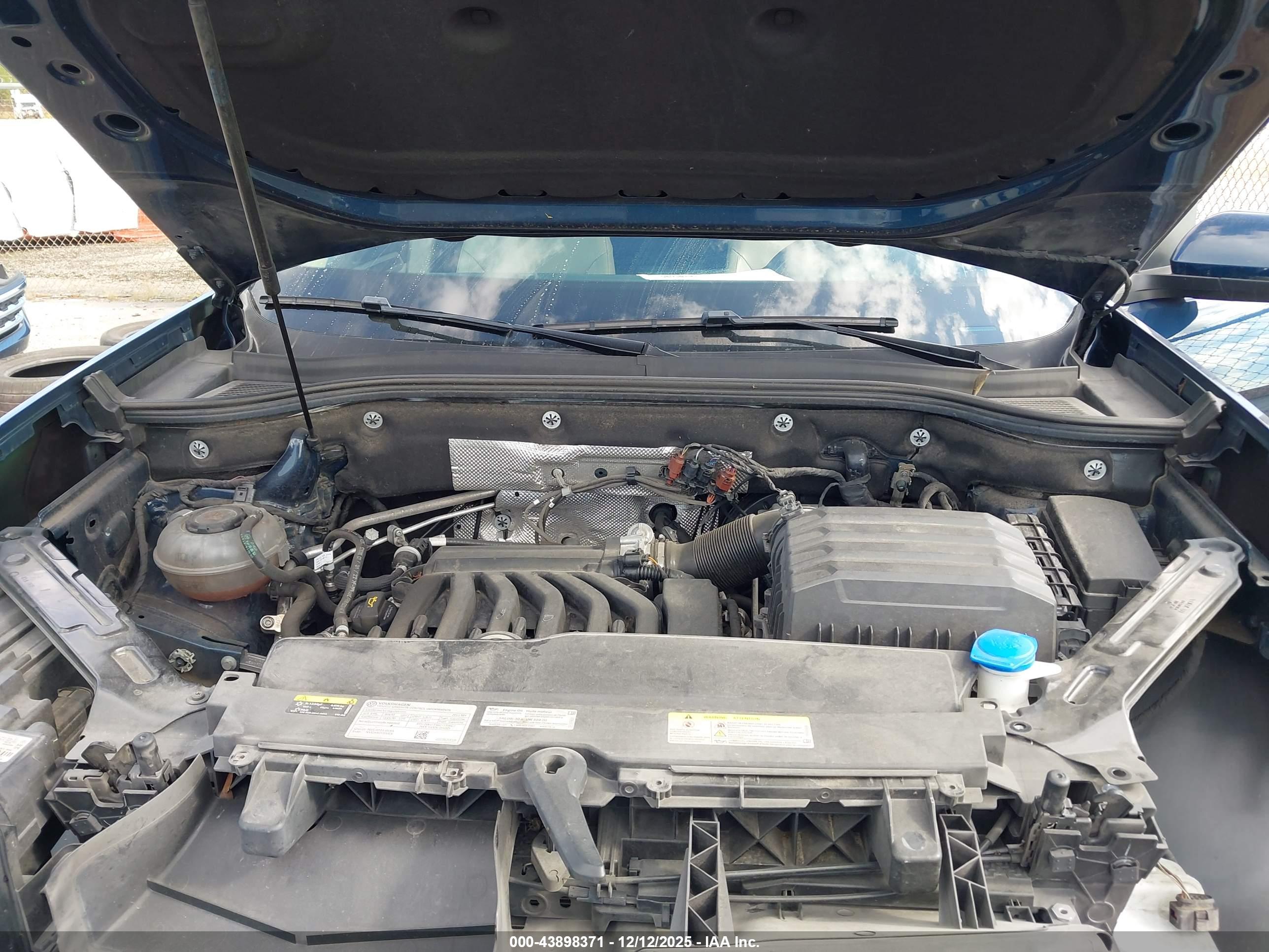 VOLKSWAGEN ATLAS image 10