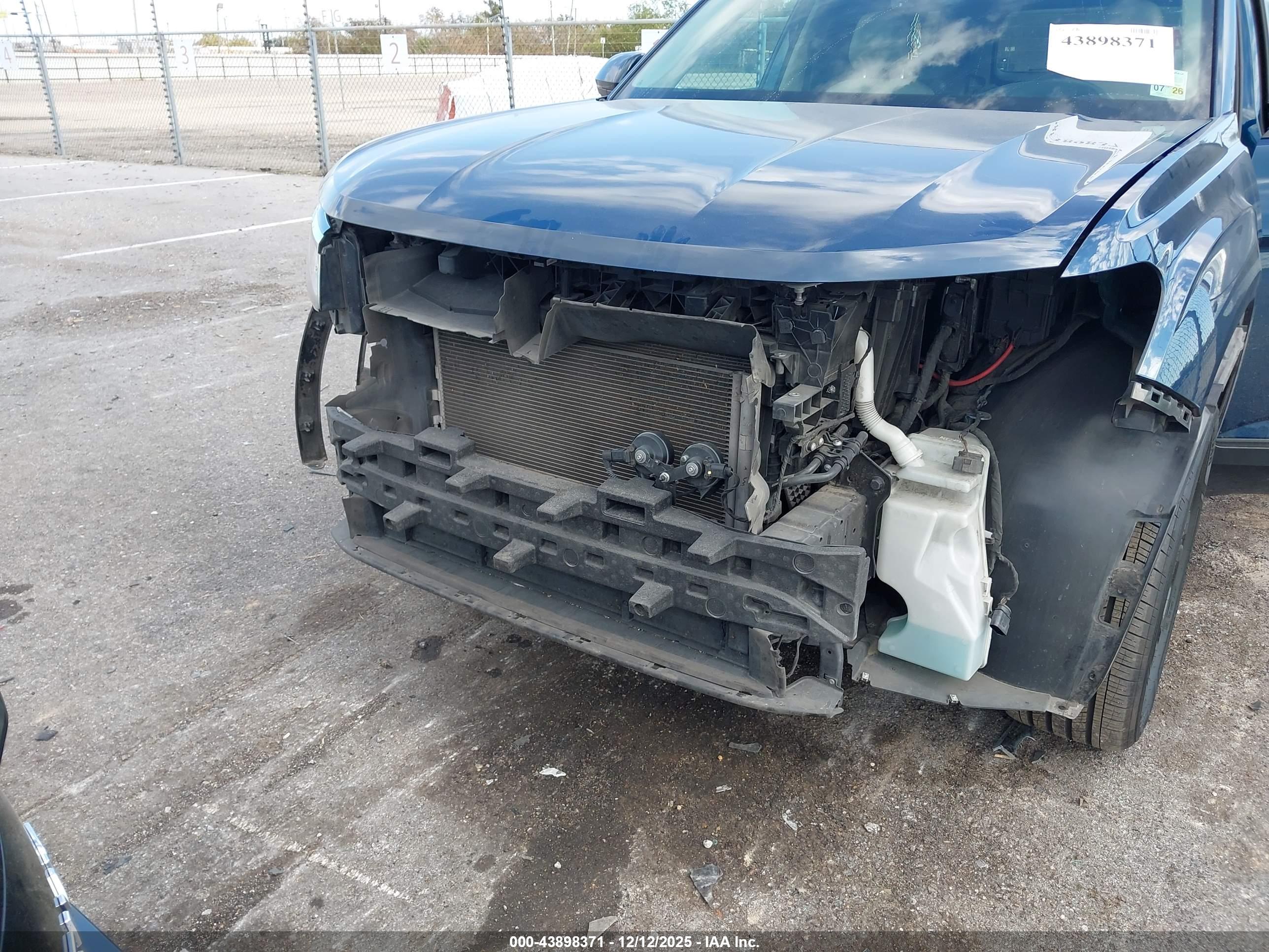 VOLKSWAGEN ATLAS image 6