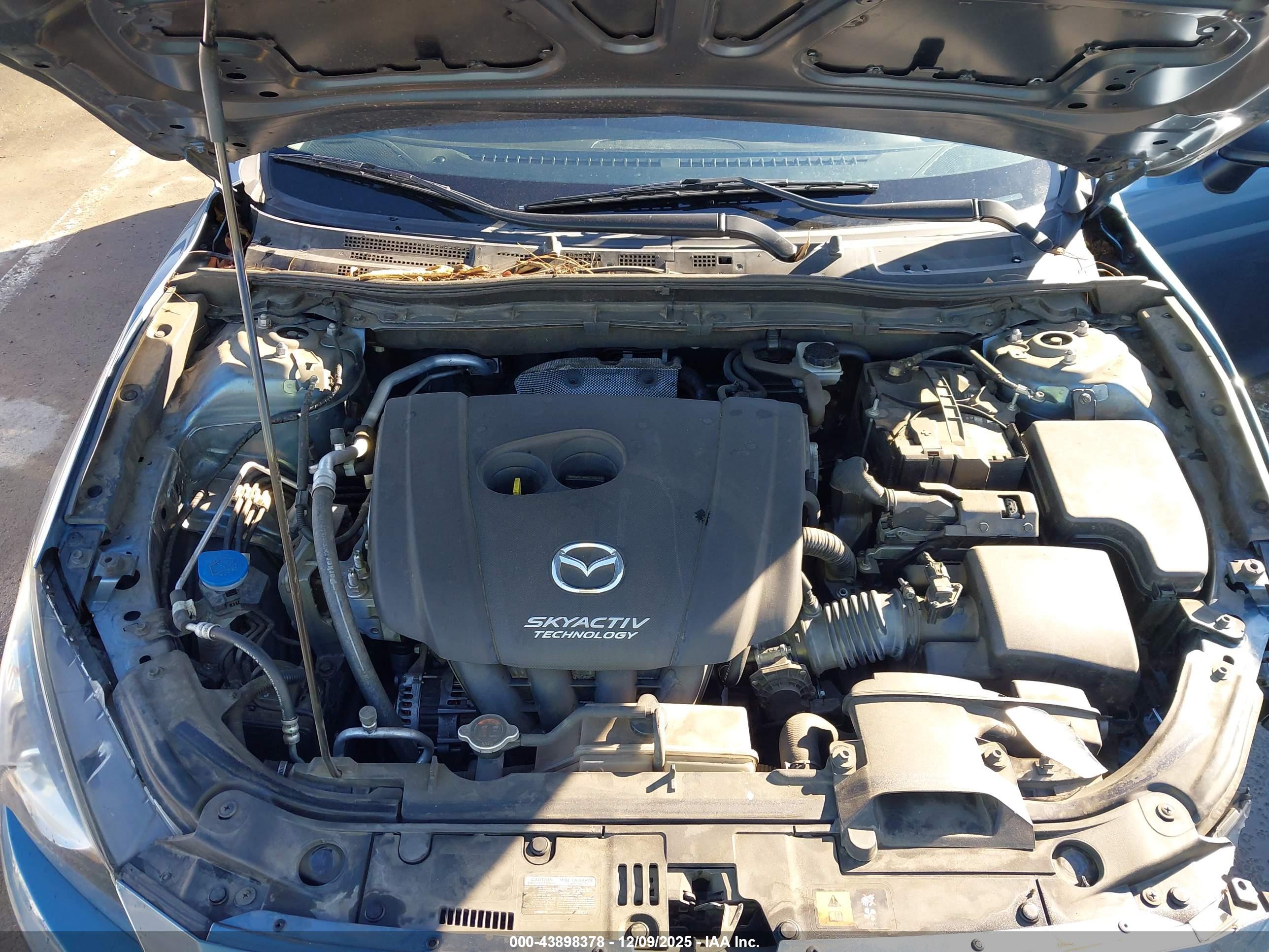 MAZDA MAZDA3 image 10
