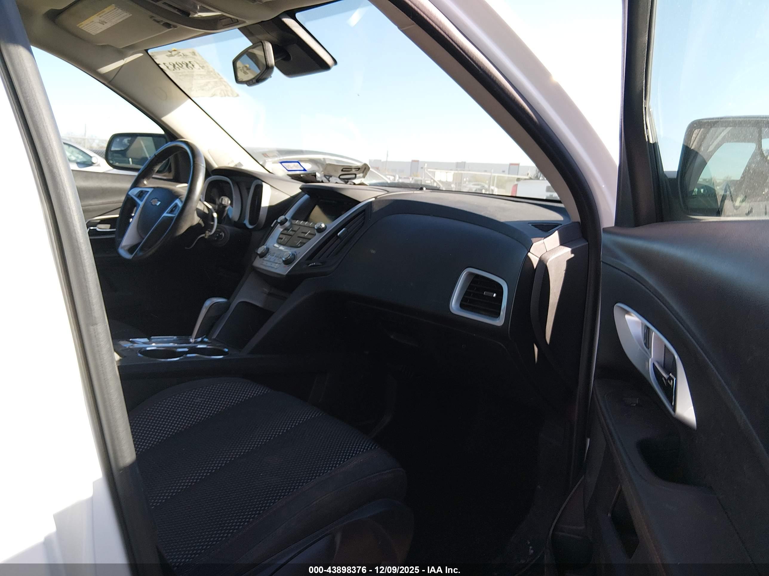 CHEVROLET EQUINOX image 5