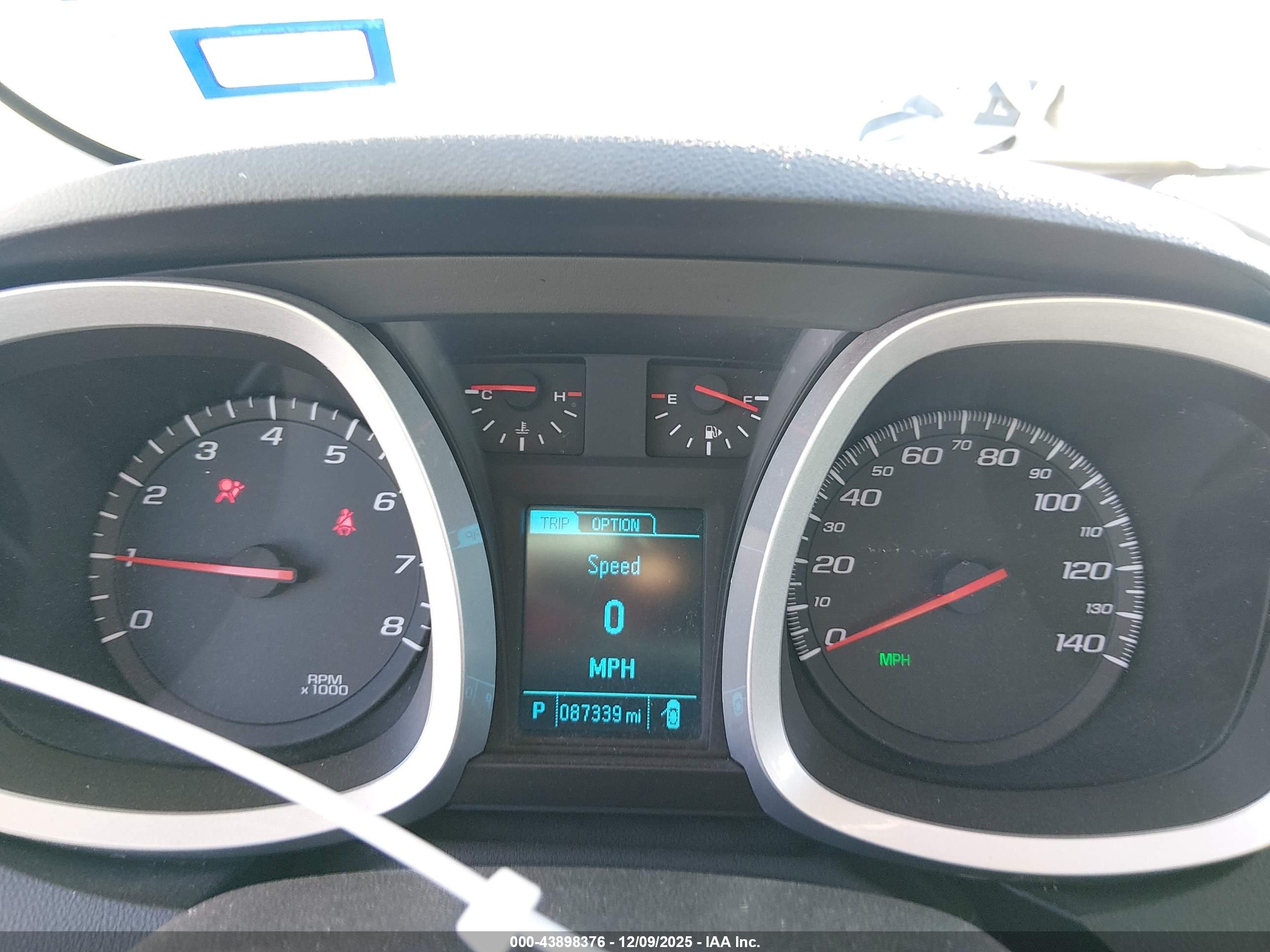 CHEVROLET EQUINOX image 7