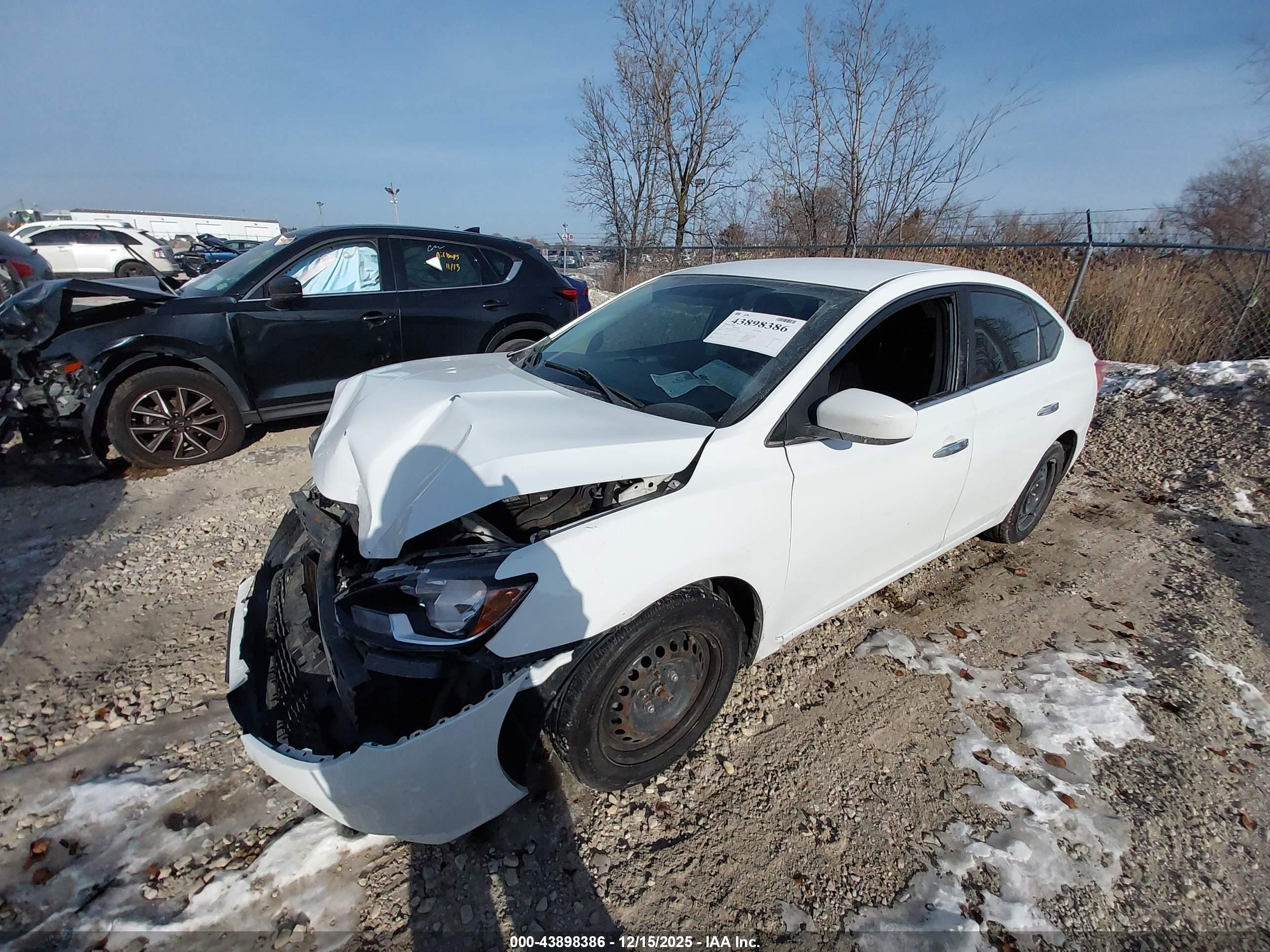 NISSAN SENTRA image 2