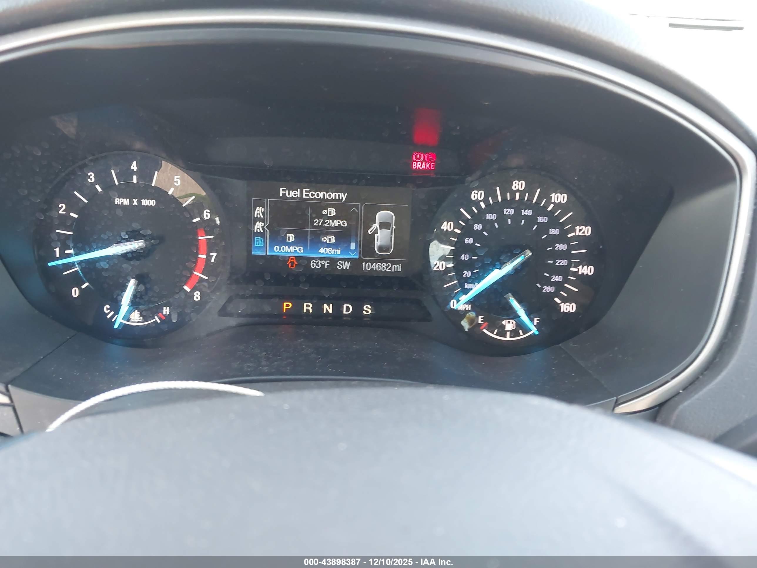 FORD FUSION image 7