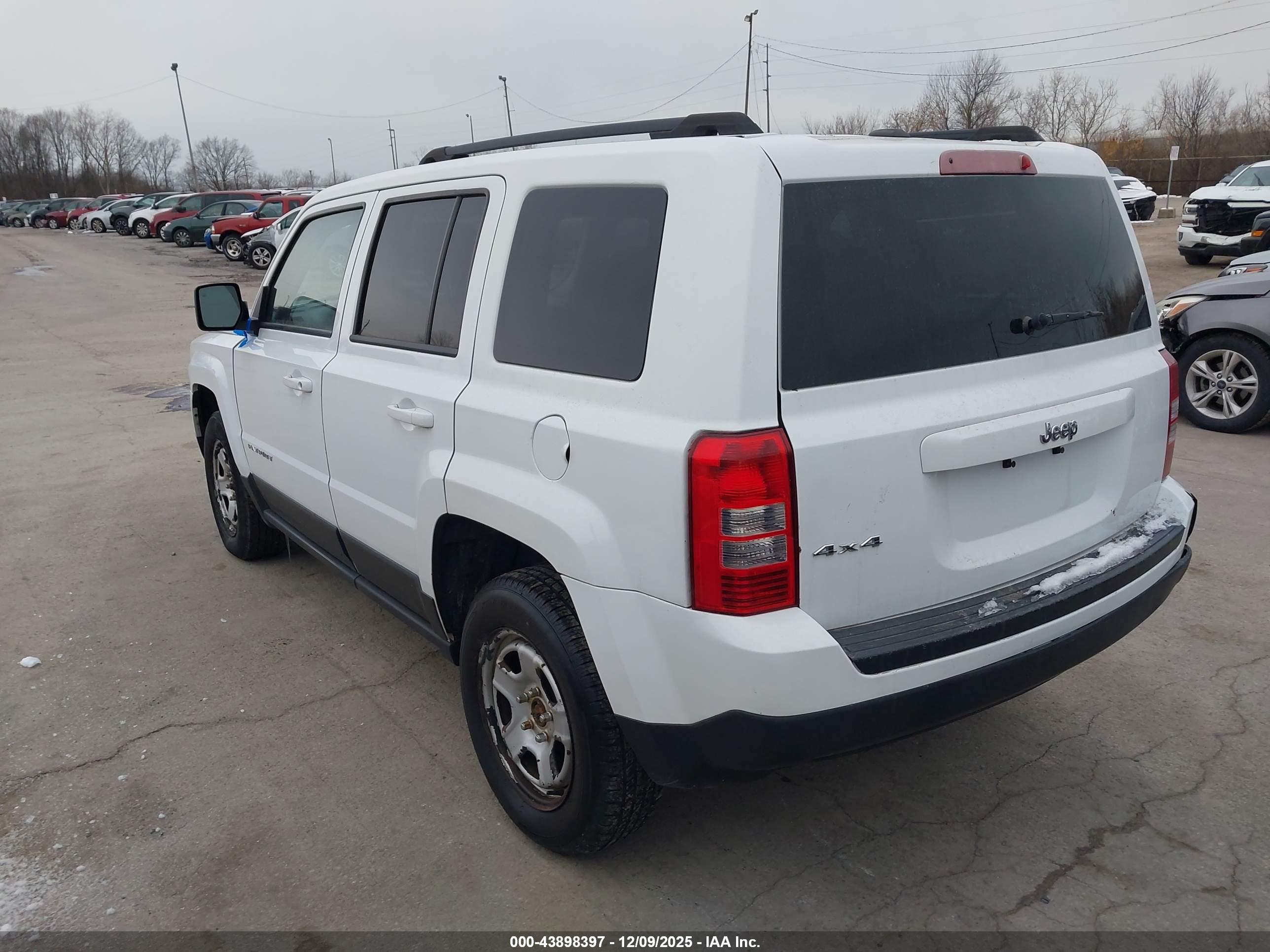 JEEP PATRIOT image 3