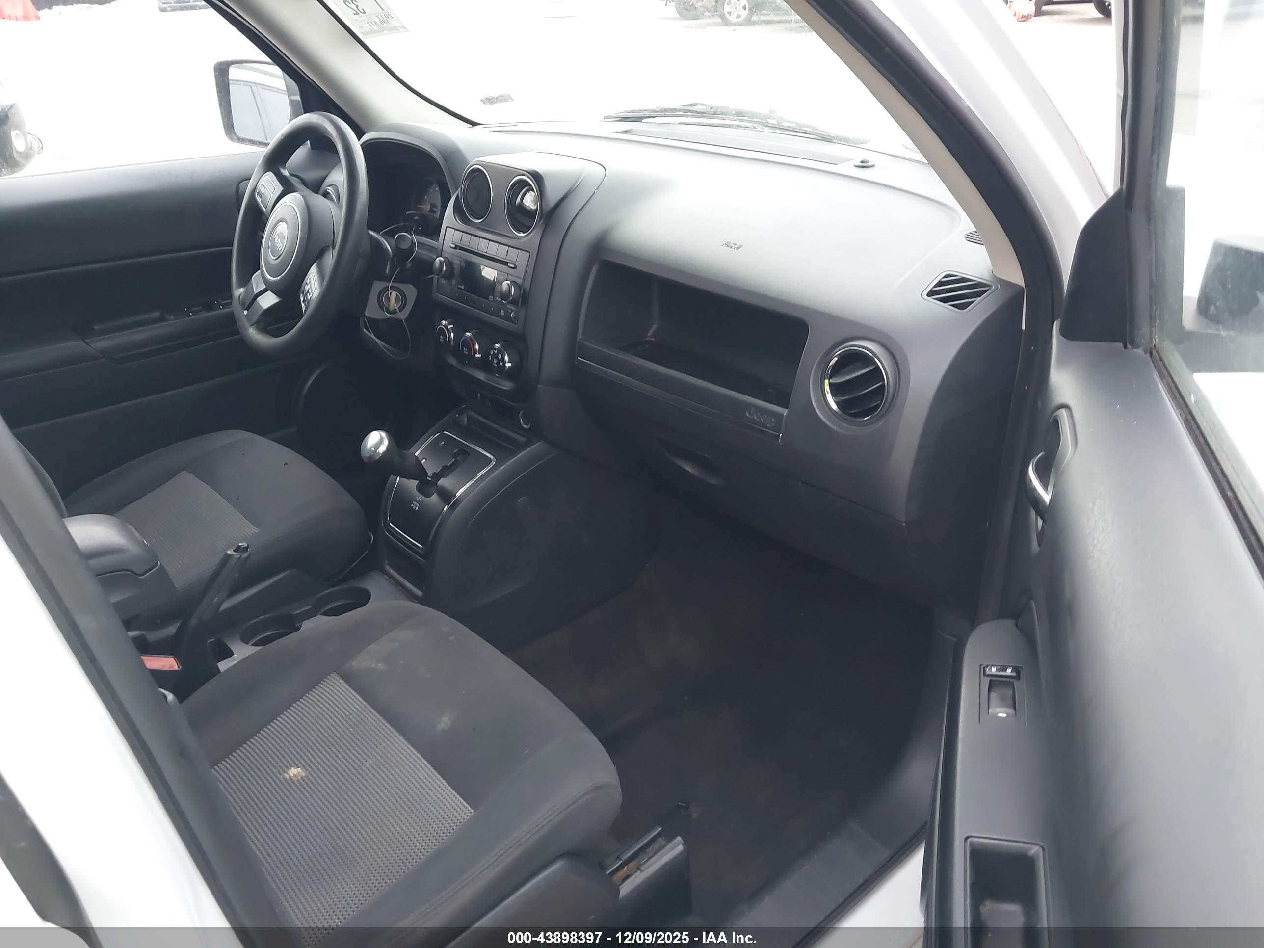 JEEP PATRIOT image 5