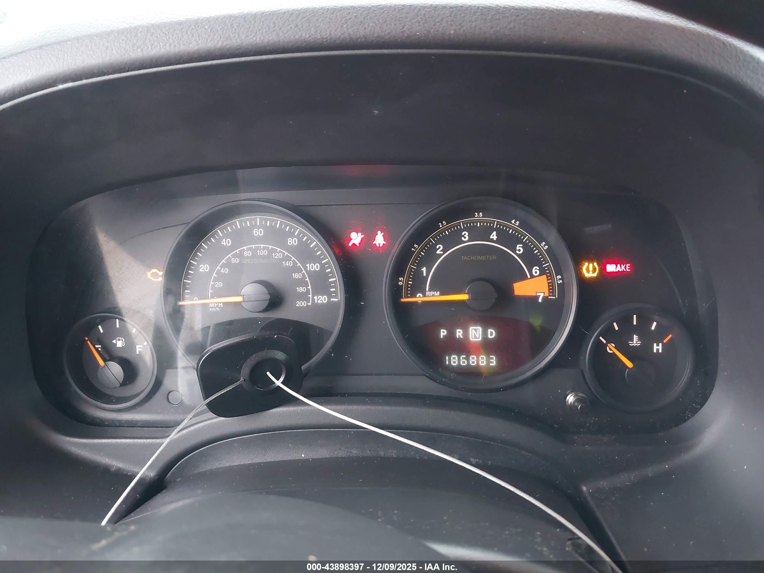JEEP PATRIOT image 7