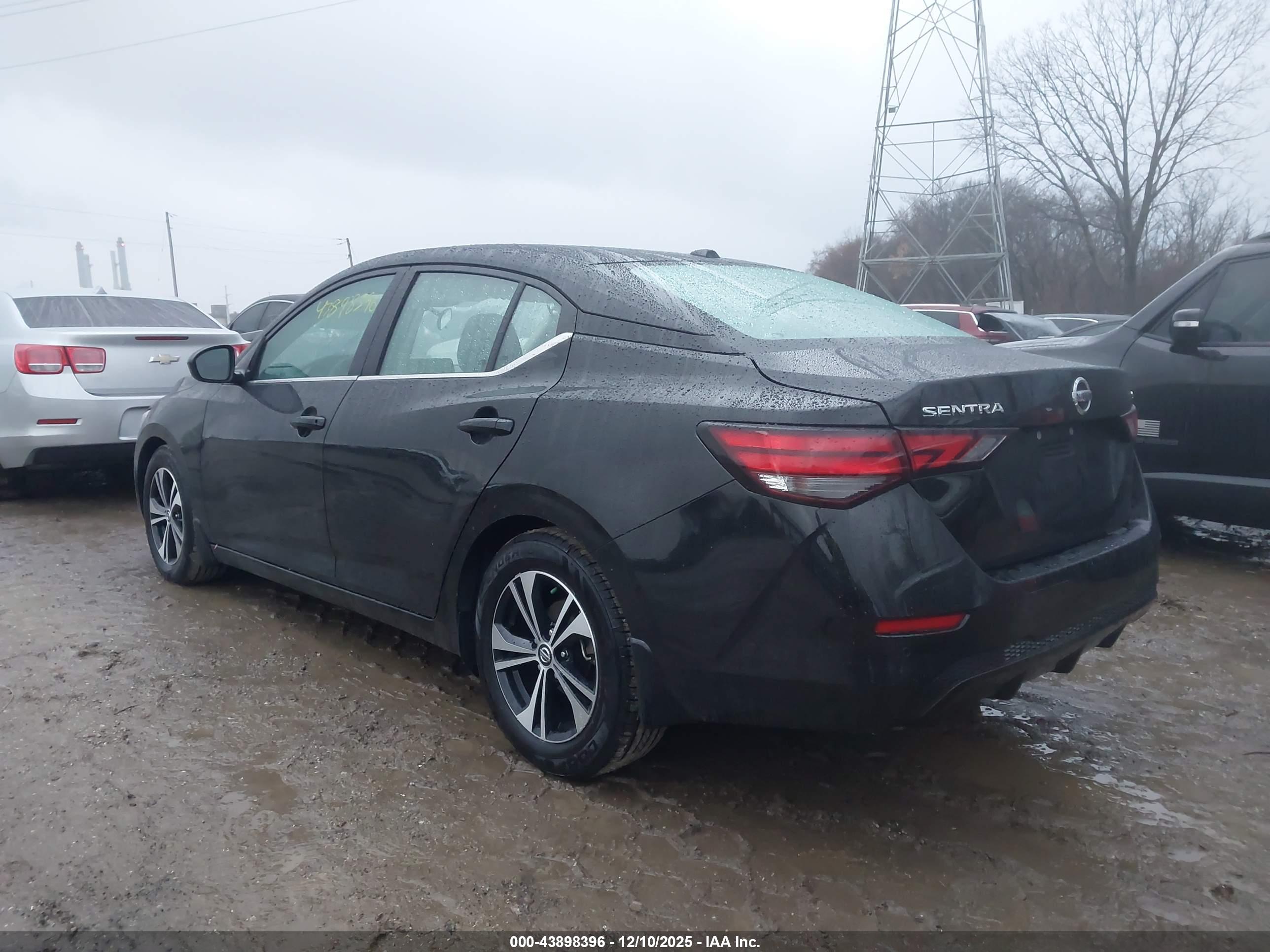 NISSAN SENTRA image 3