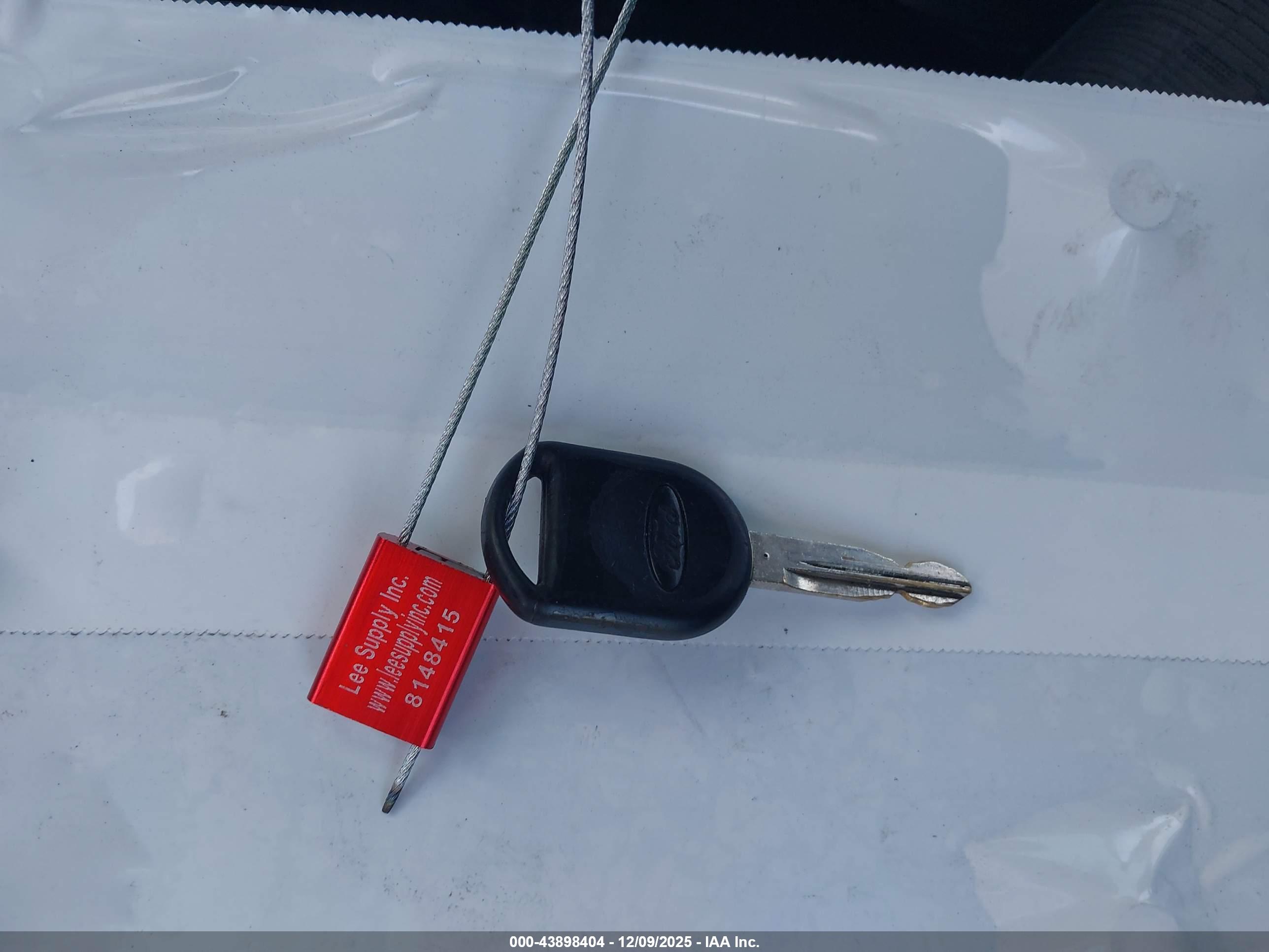 FORD FOCUS image 11