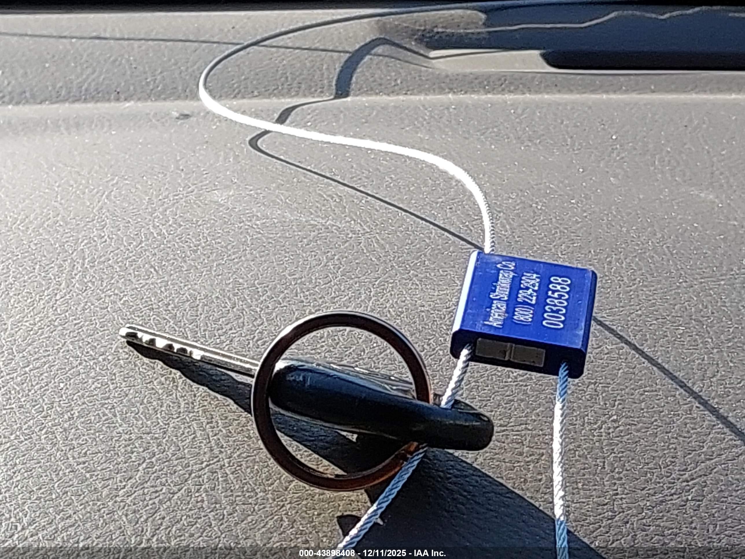 TOYOTA COROLLA image 11