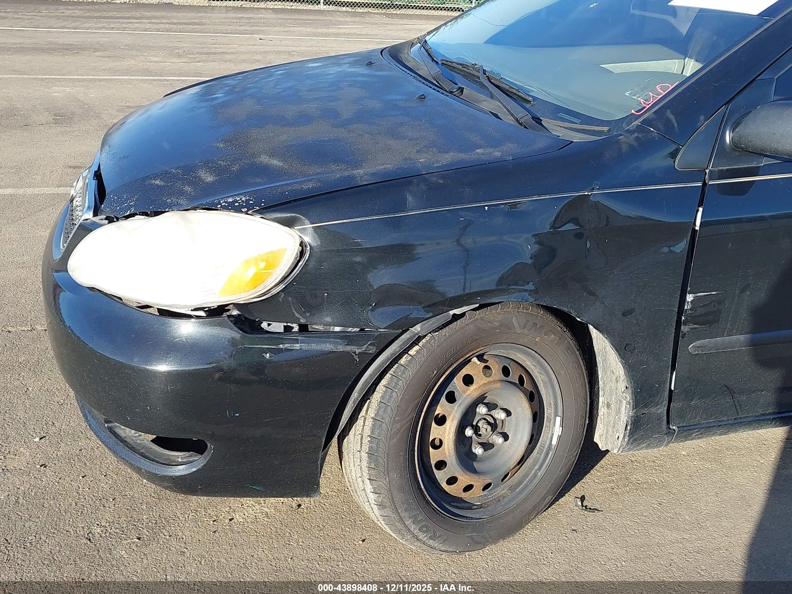 TOYOTA COROLLA image 6