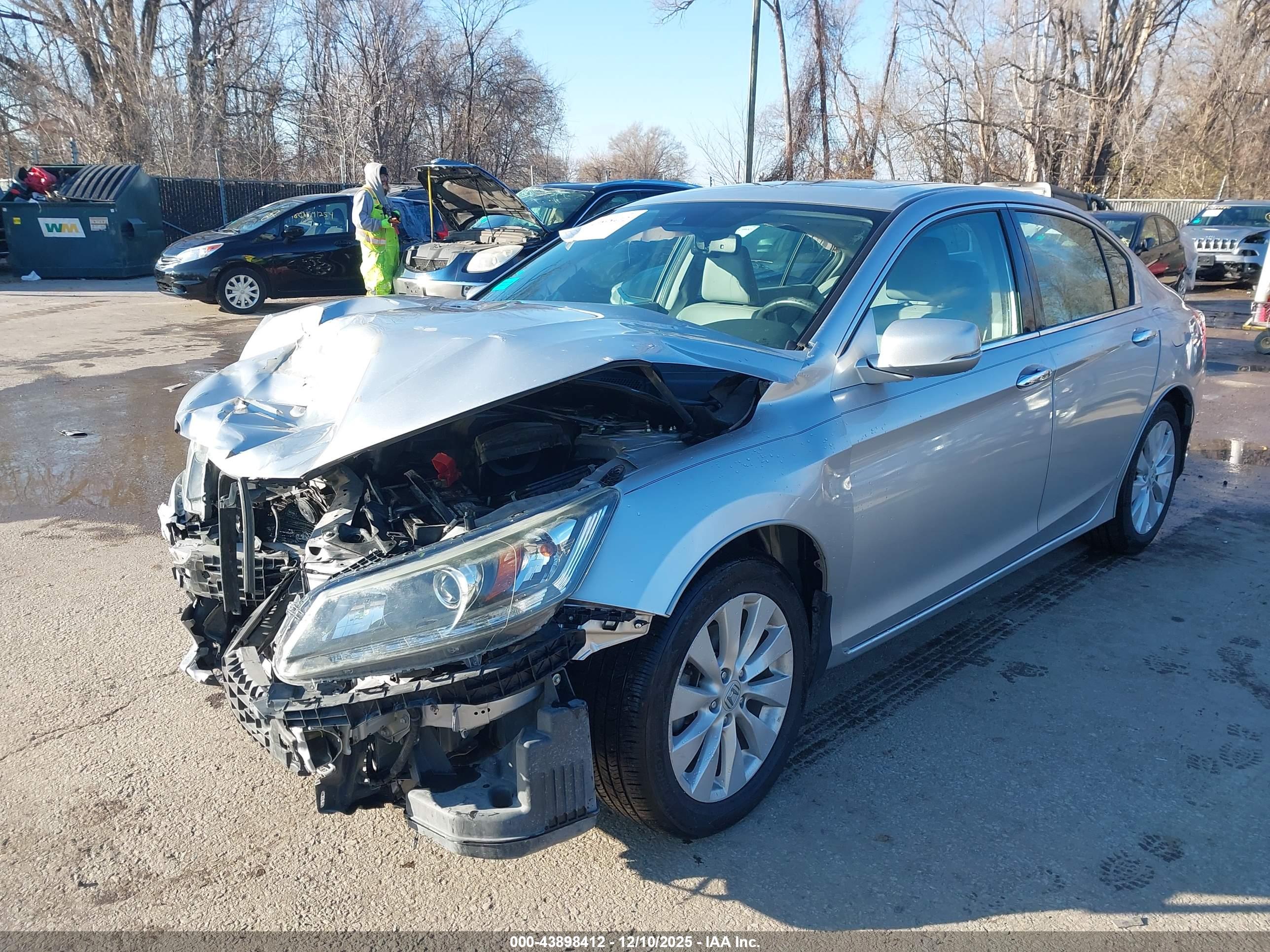 HONDA ACCORD image 2