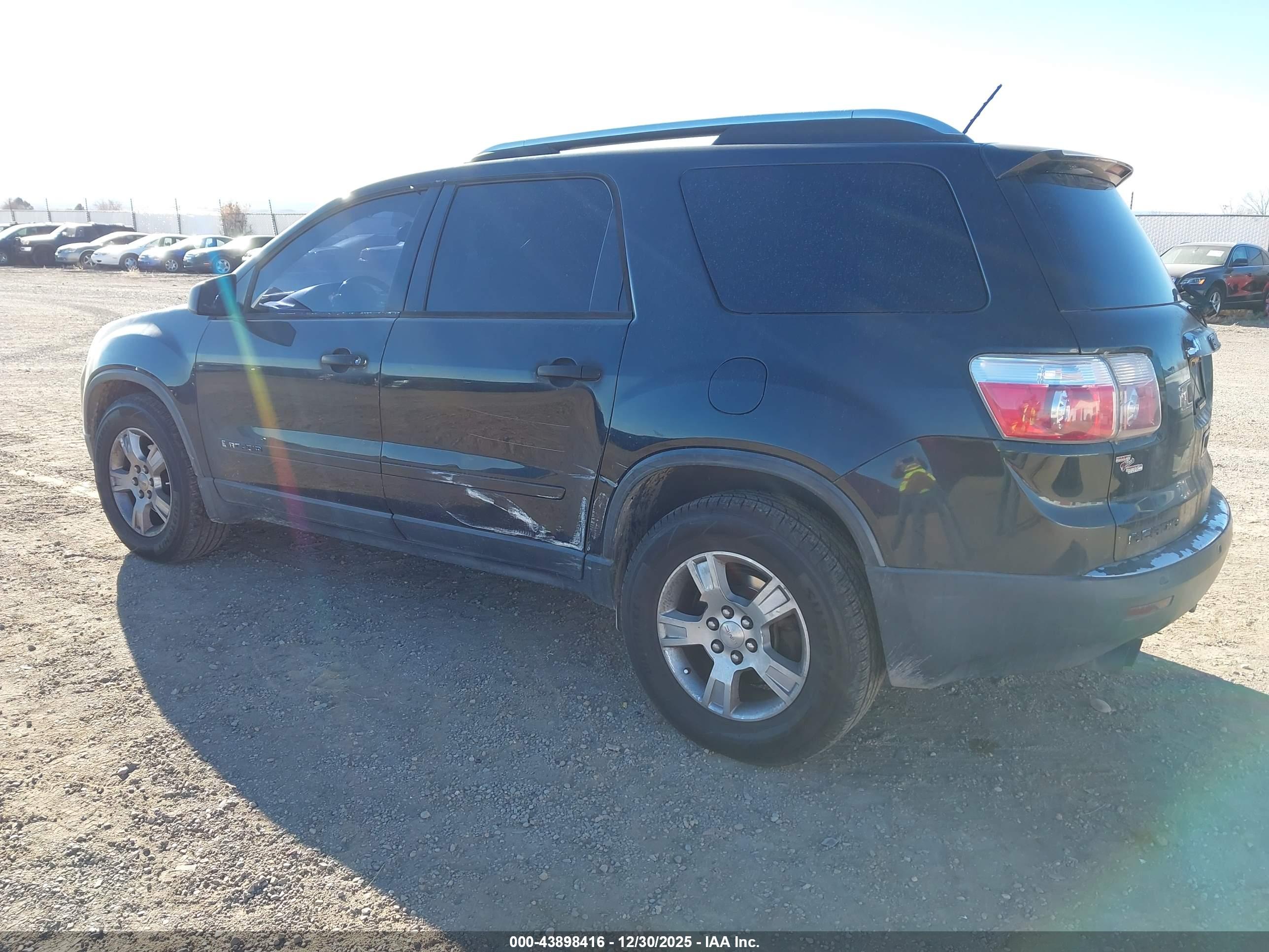 GMC ACADIA image 3