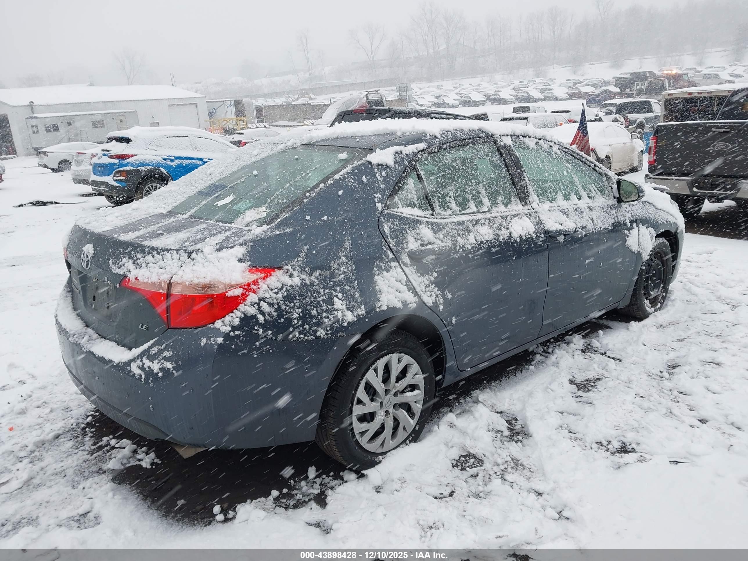 TOYOTA COROLLA image 4