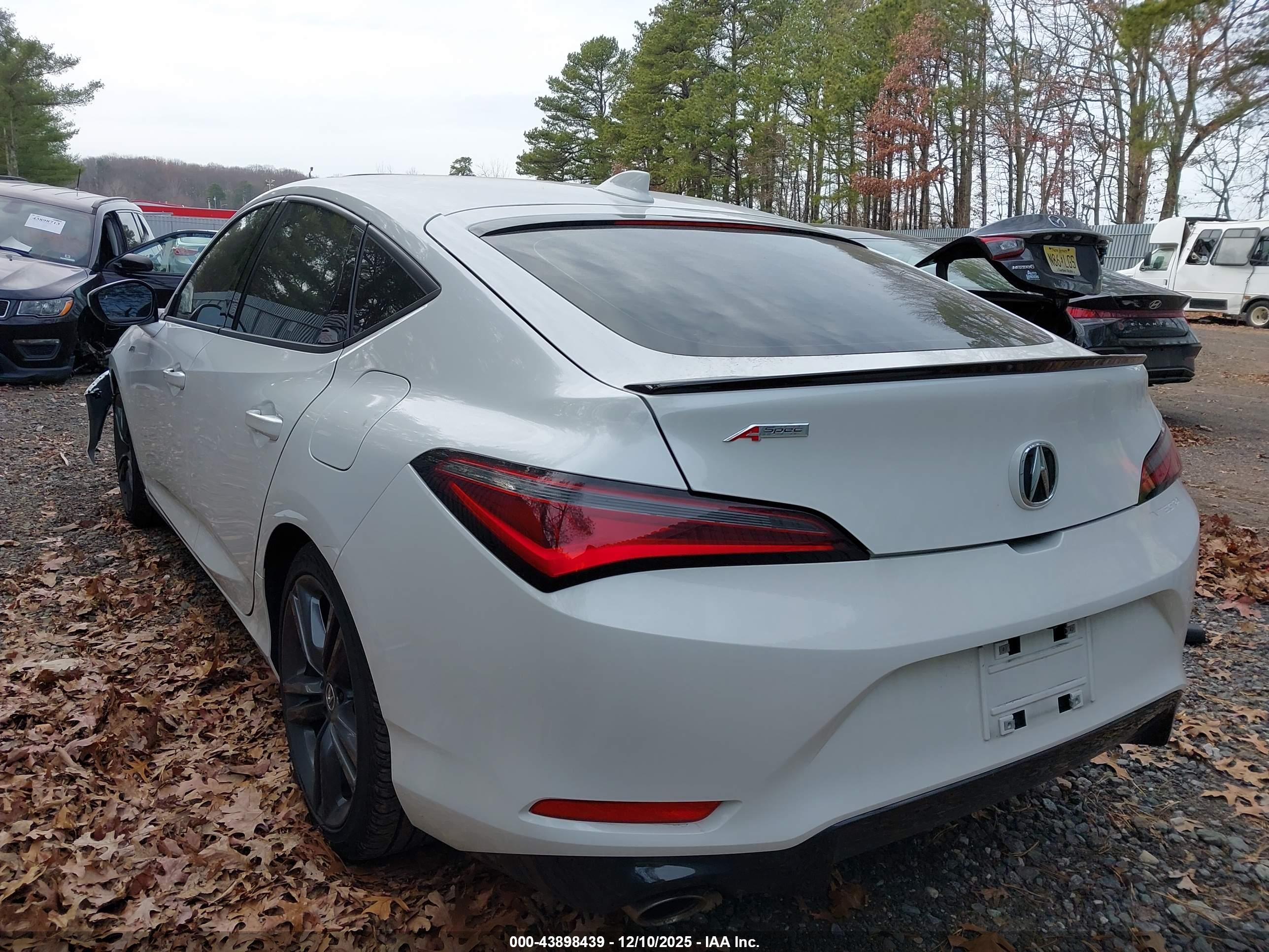ACURA INTEGRA image 3