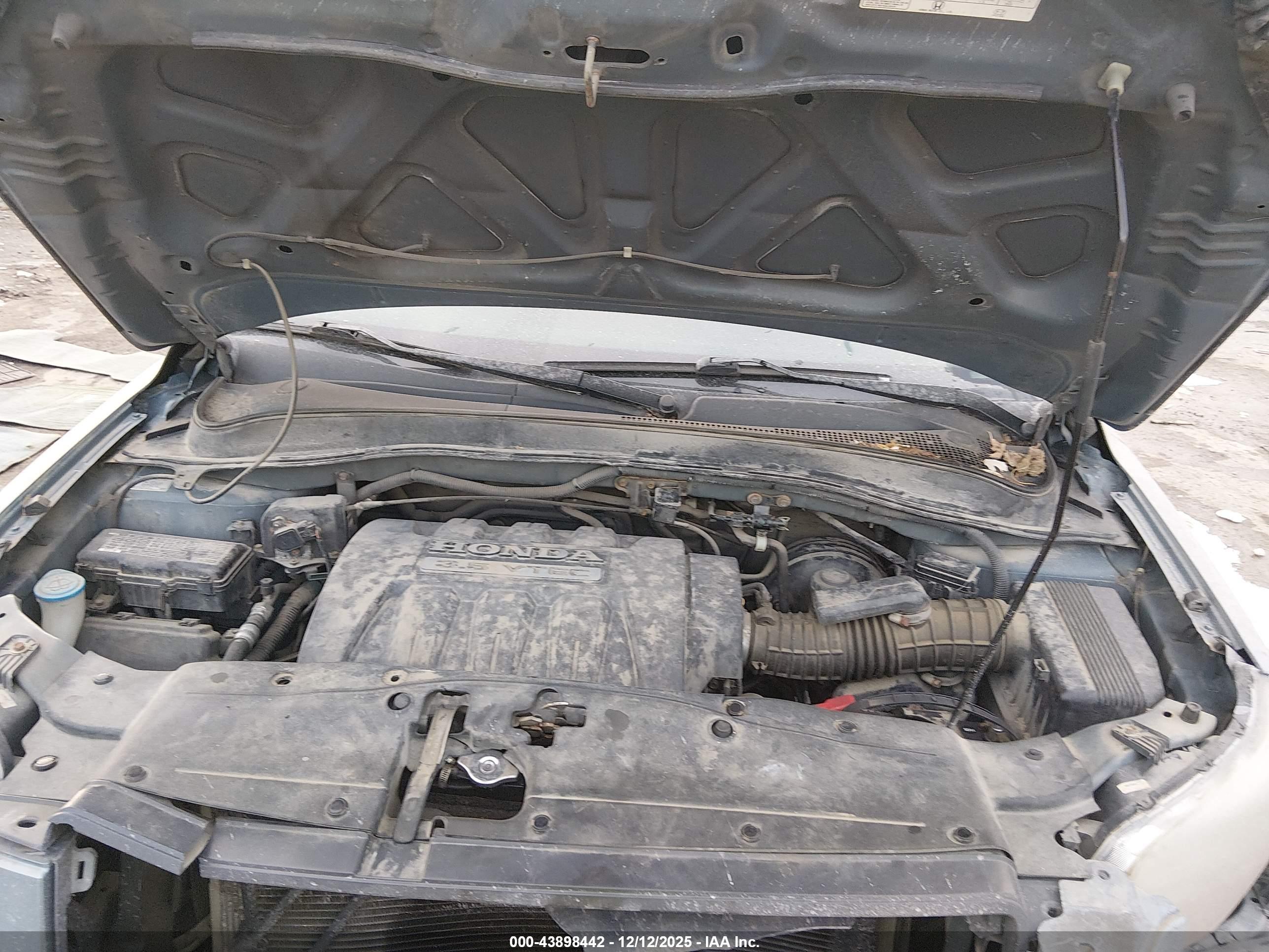 HONDA PILOT image 10