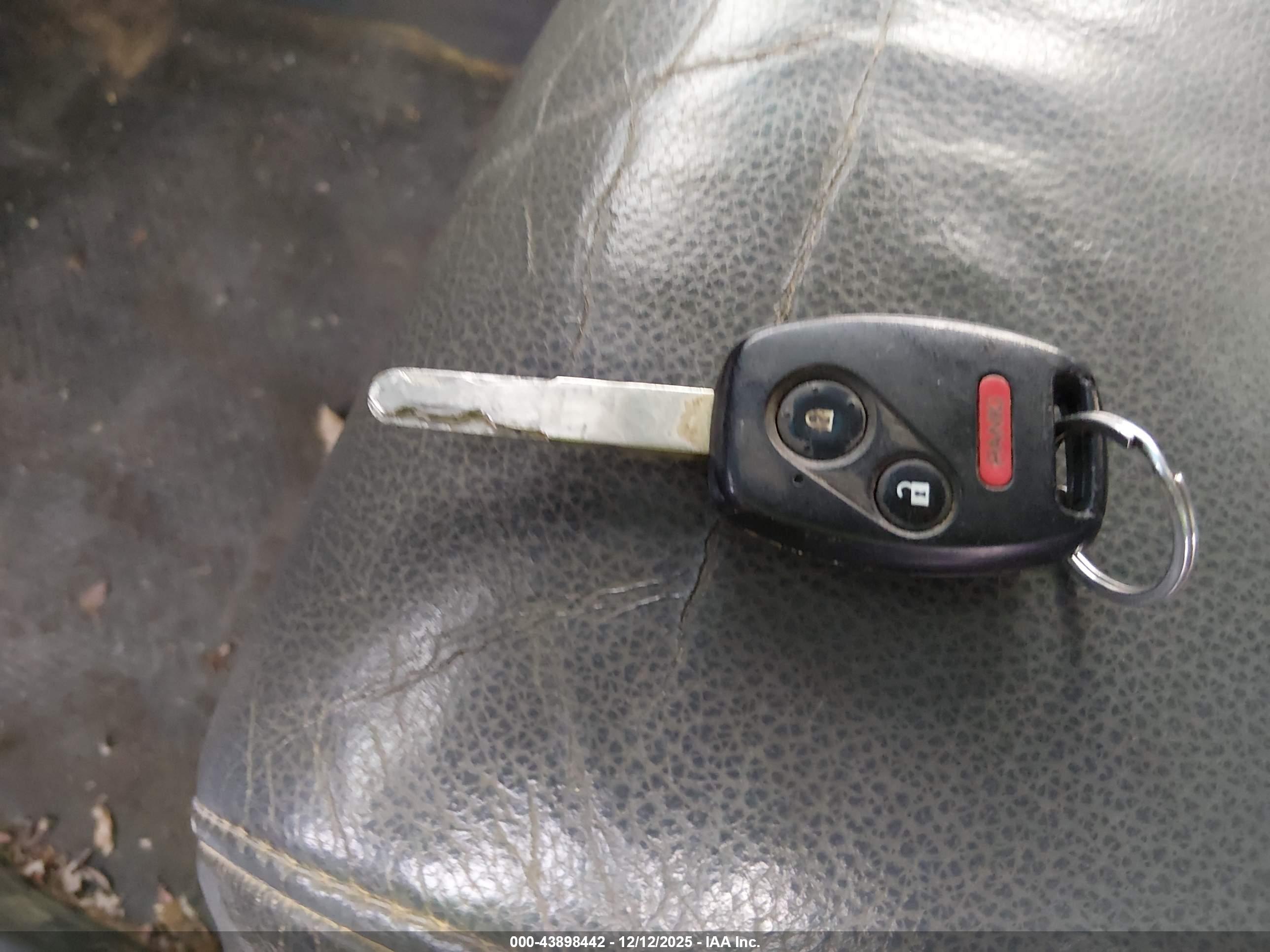 HONDA PILOT image 11