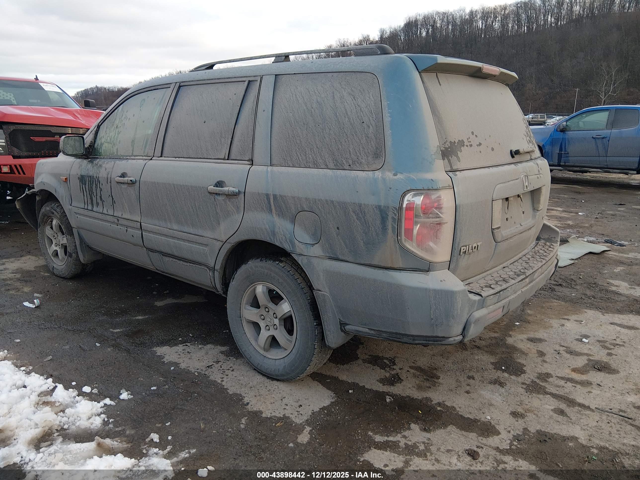 HONDA PILOT image 3
