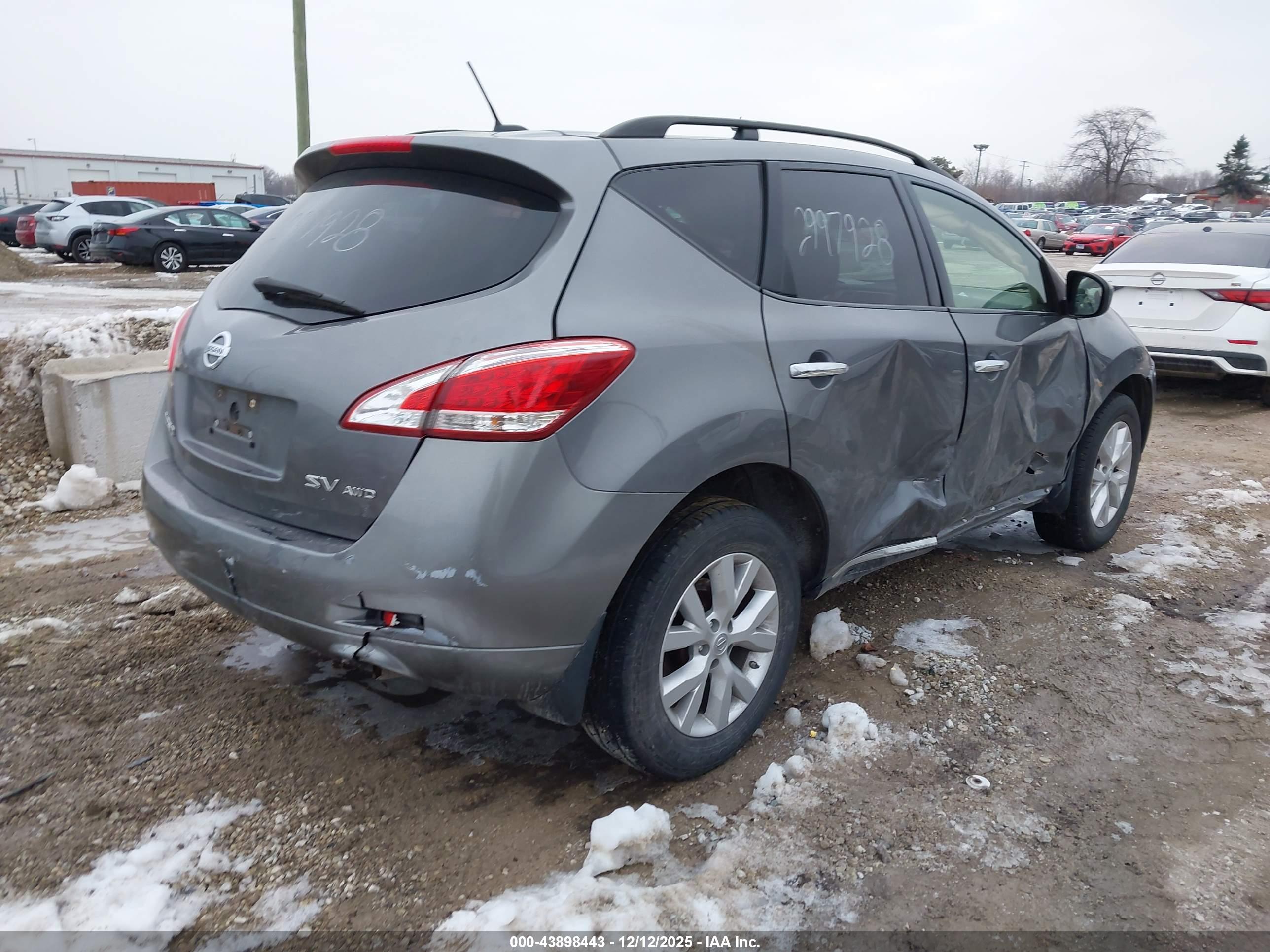 NISSAN MURANO image 4