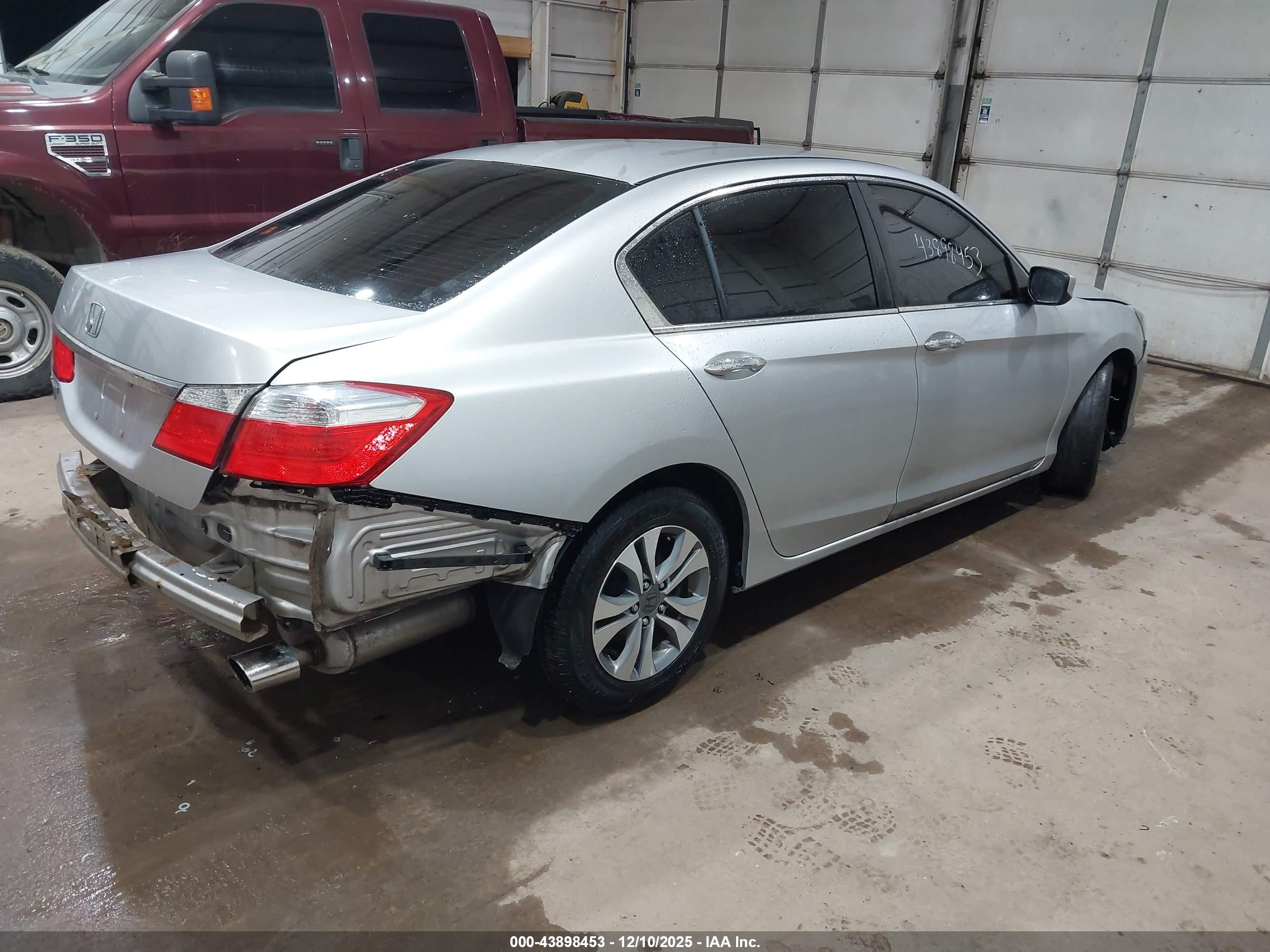 HONDA ACCORD image 4