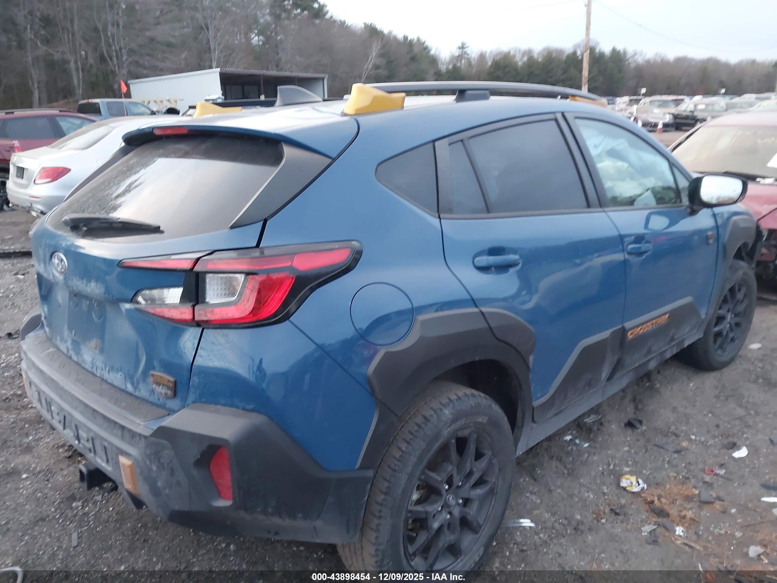 SUBARU CROSSTREK image 4