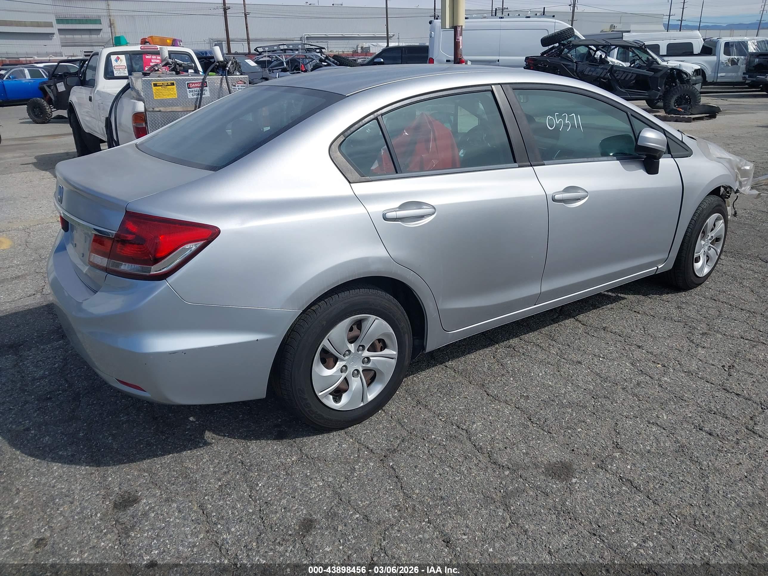 HONDA CIVIC image 4