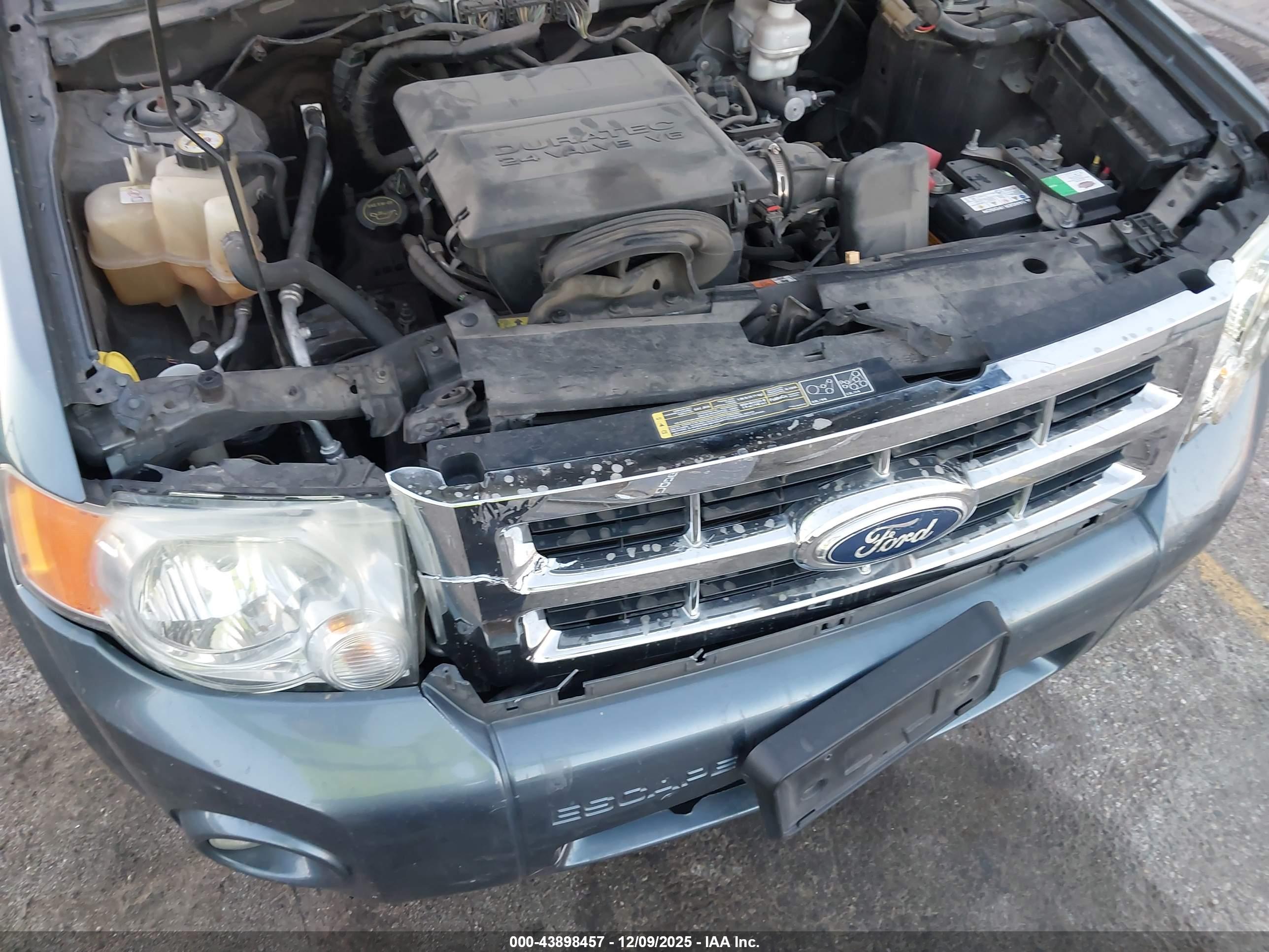 FORD ESCAPE image 6
