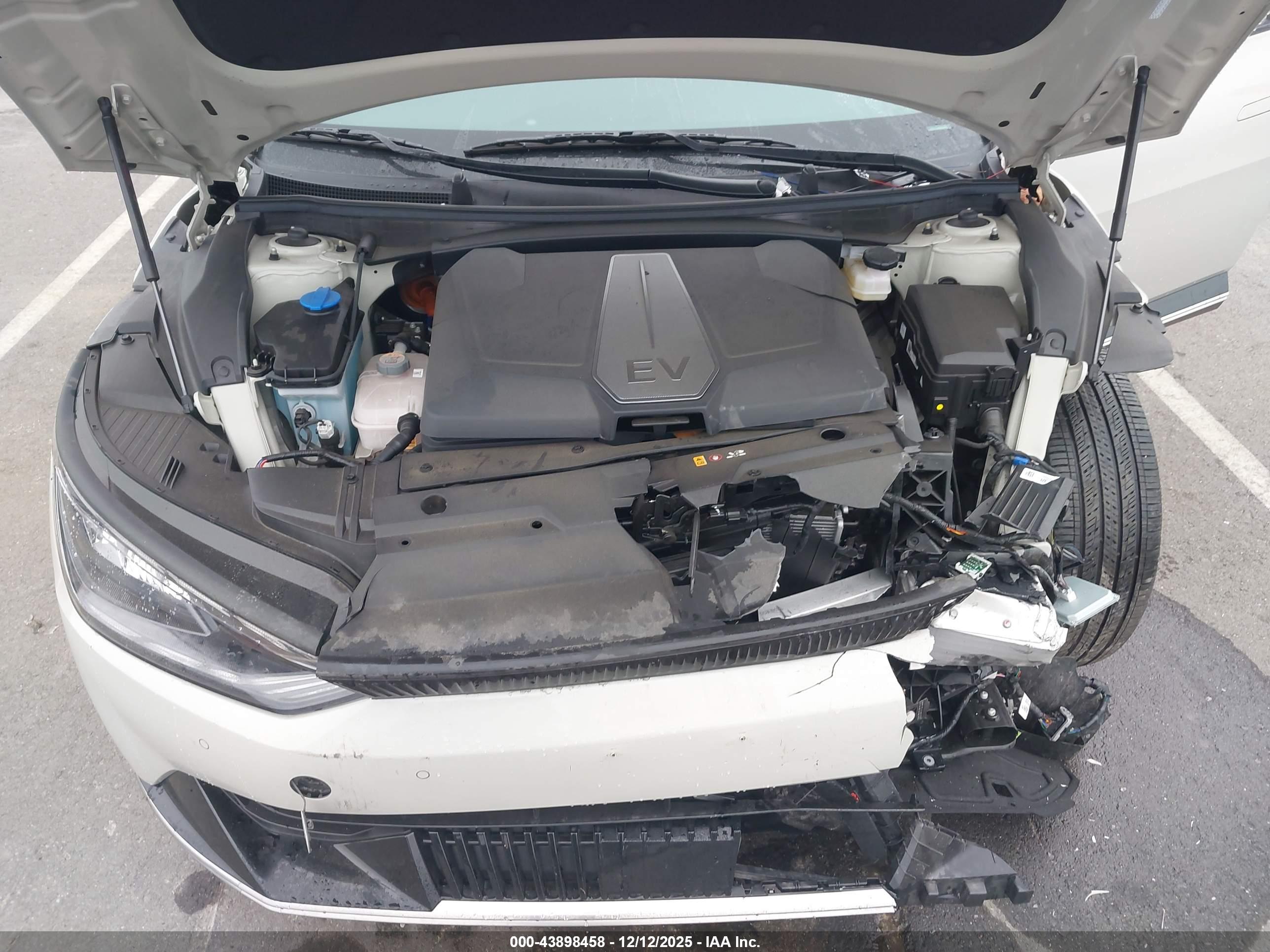 KIA EV6 image 10