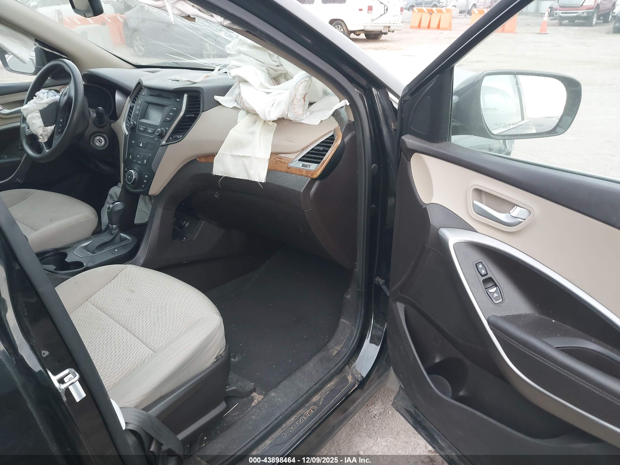 HYUNDAI SANTA image 5