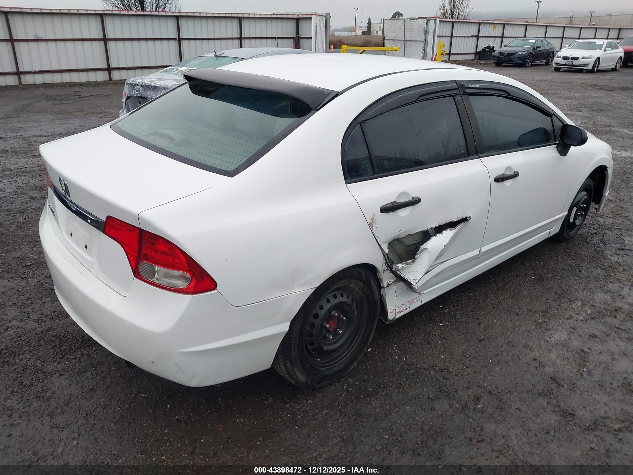 HONDA CIVIC image 4